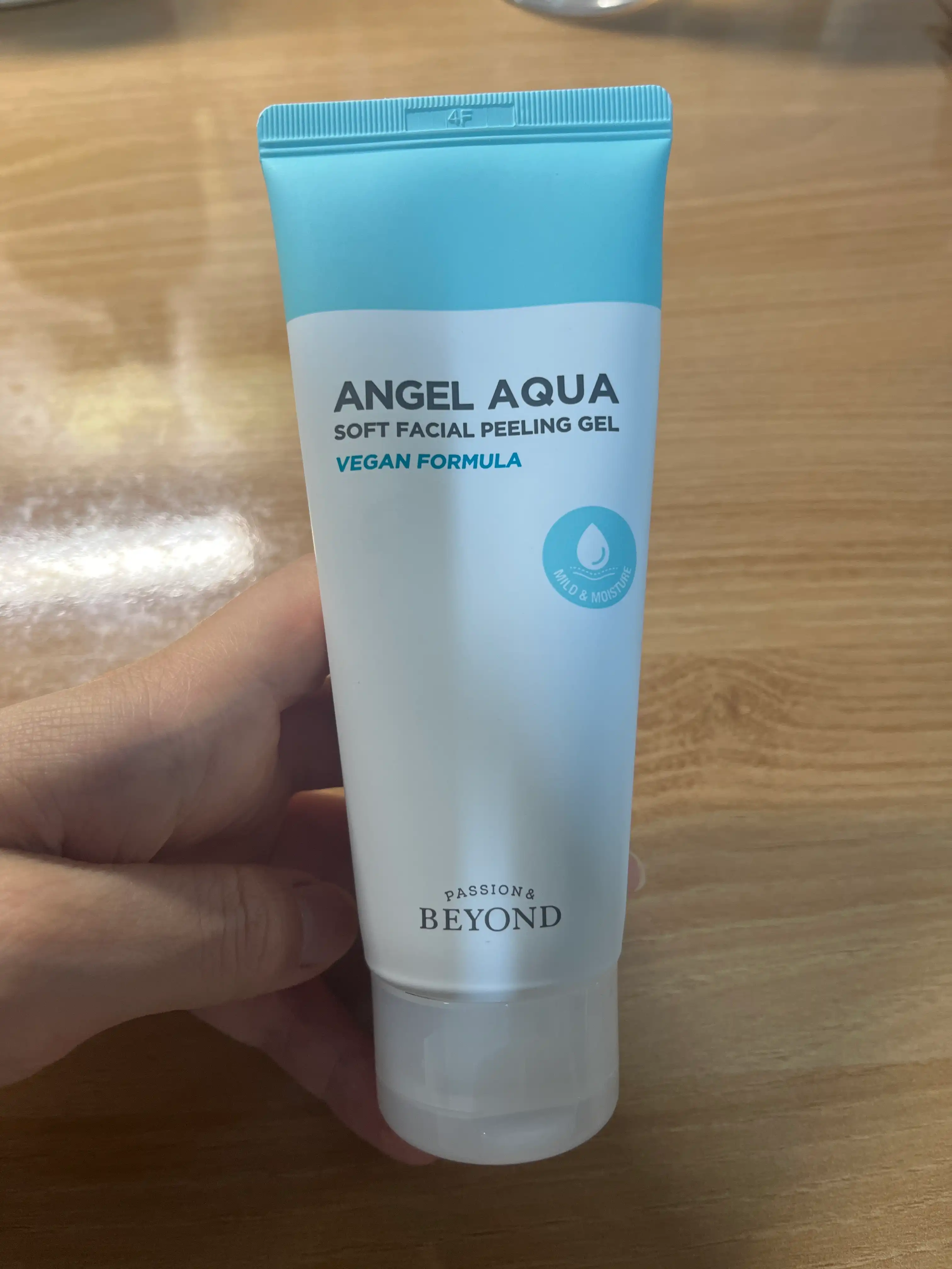 엔젤아쿠아 소프트 페이셜 필링젤