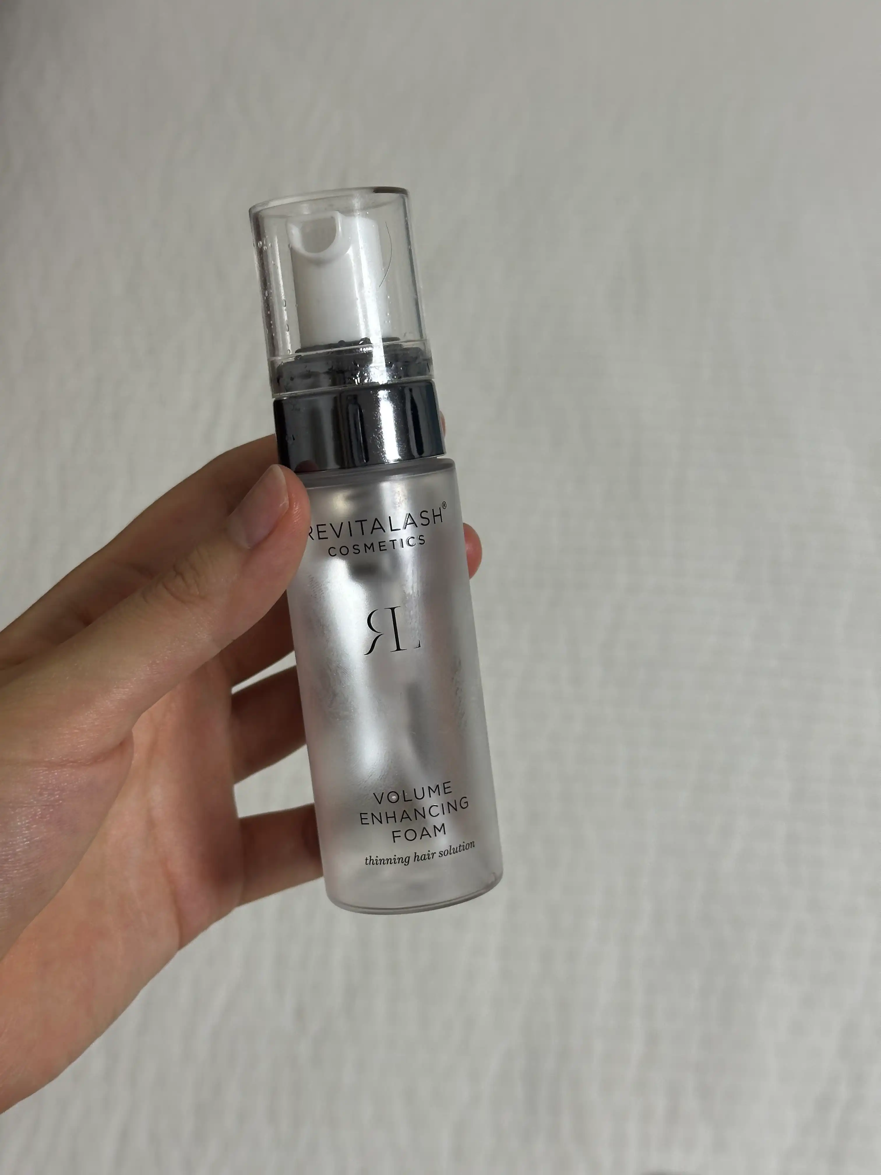 볼륨 인핸싱 폼 헤어 영양제