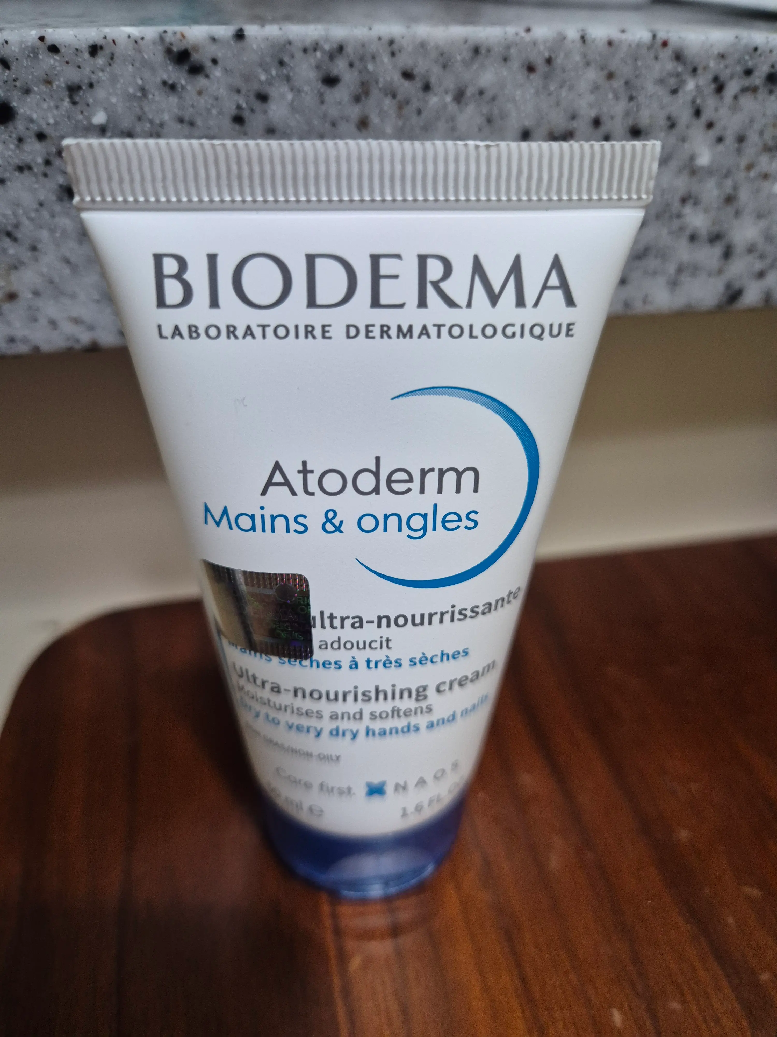 선택된 언니의파우치 리뷰 이미지 - [아토덤 핸드 앤 네일 크림]