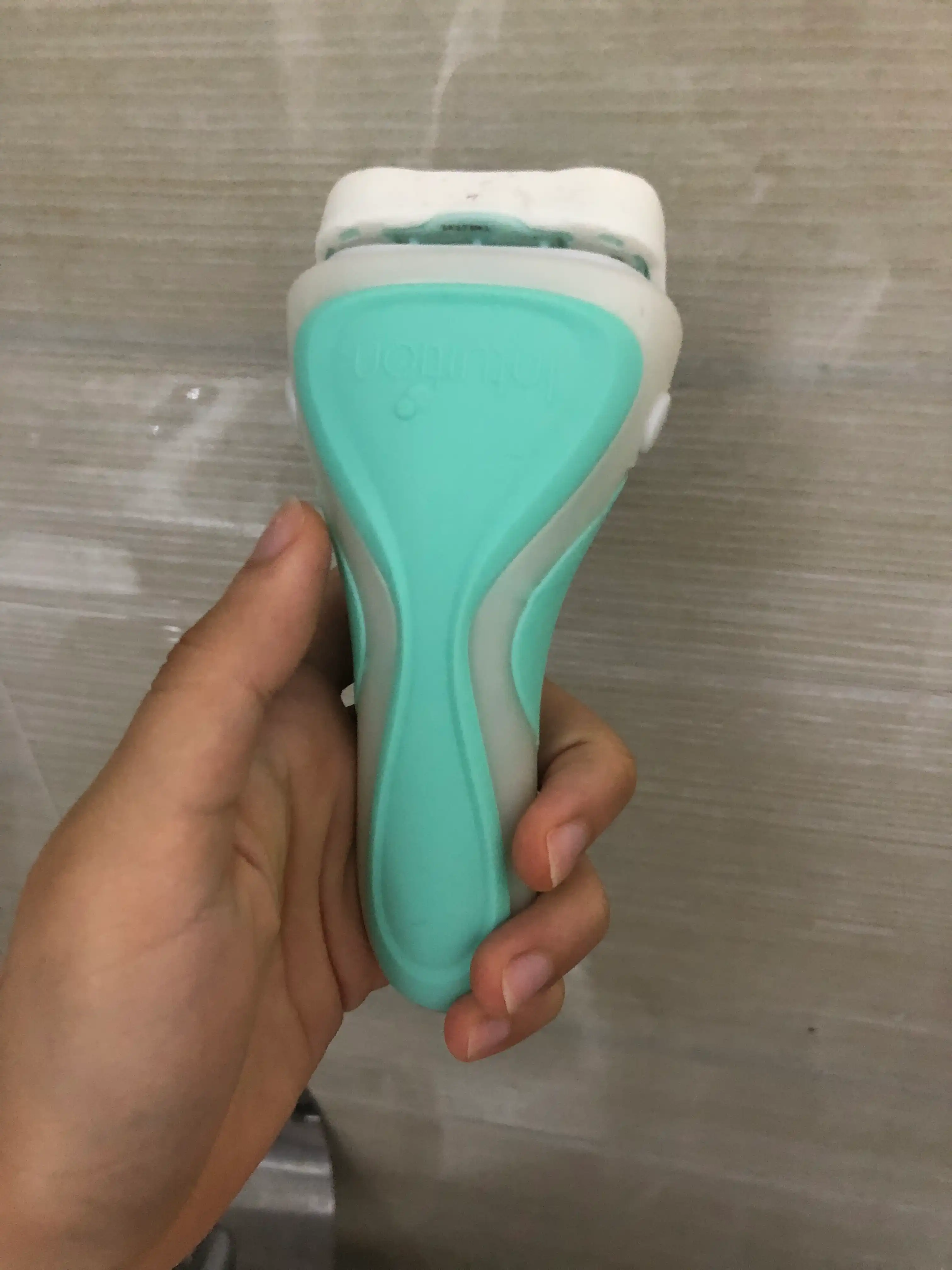 언니의파우치 리뷰 이미지 - [인튜이션 내추럴 면도기 센시티브 케어]
