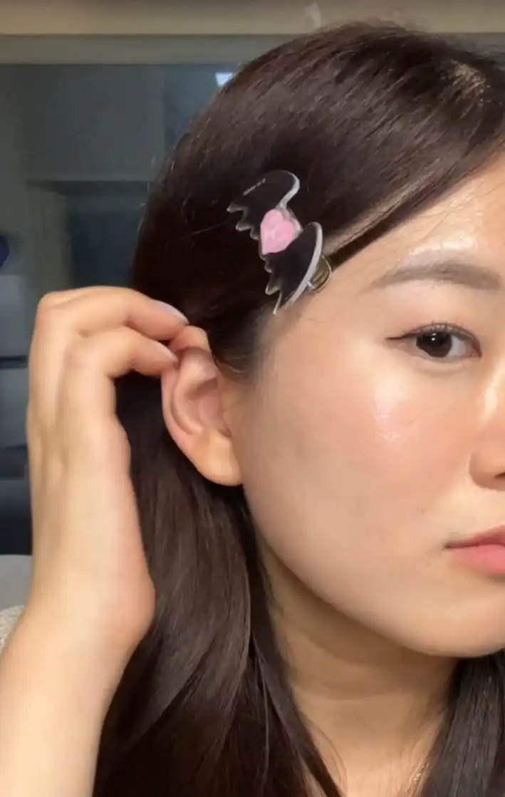 언니의파우치 리뷰 이미지 3 - [(필리밀리X헬로키티) 천사와악마 메이크업 헤어핀]