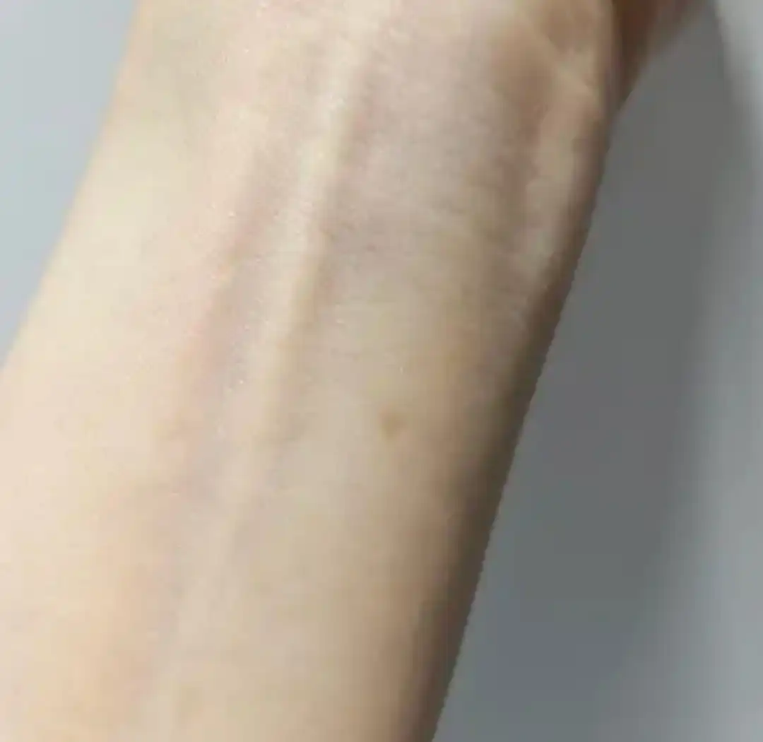 언니의파우치 리뷰 이미지 4 - [커버리셔스 얼티밋 화이트 쿠션 [21 로제]]