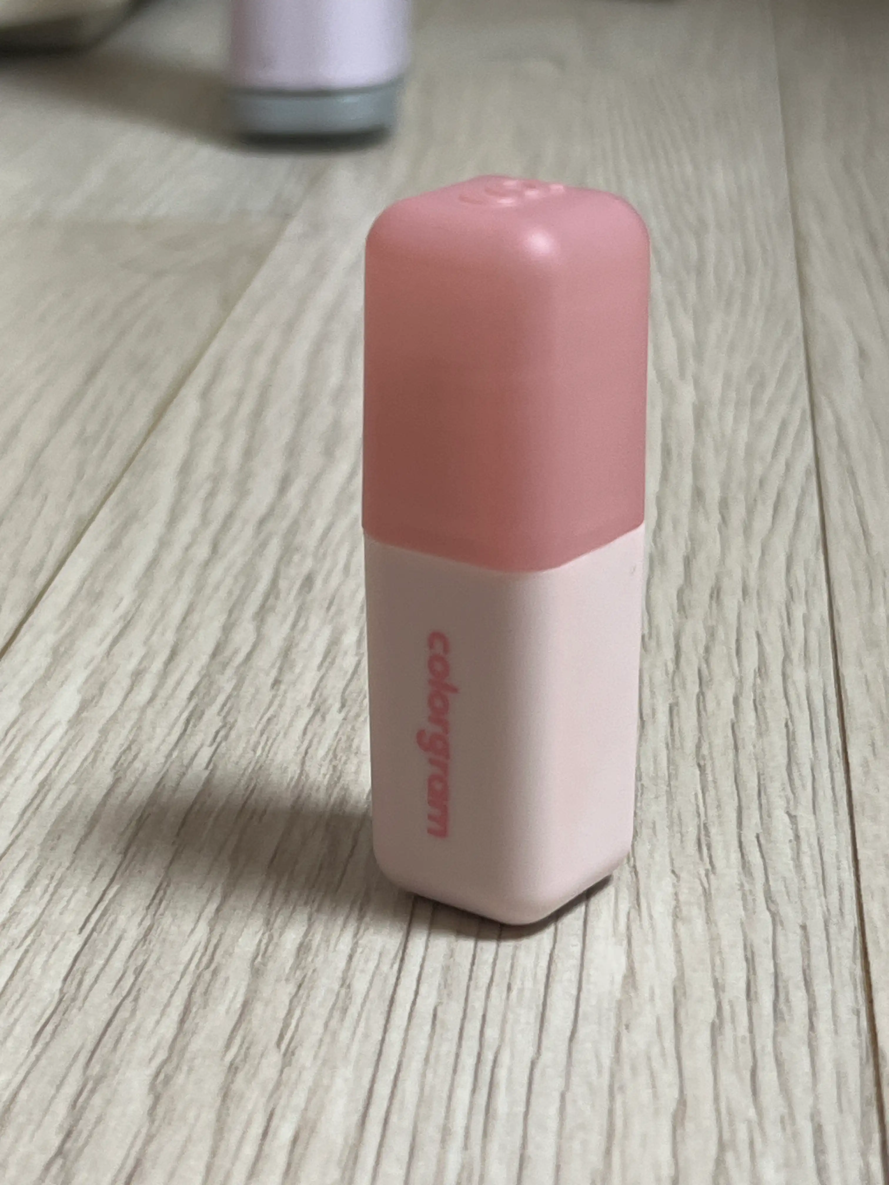 언니의파우치 리뷰 이미지 2 - [(컬러그램X짱구) 누디 블러 틴트]