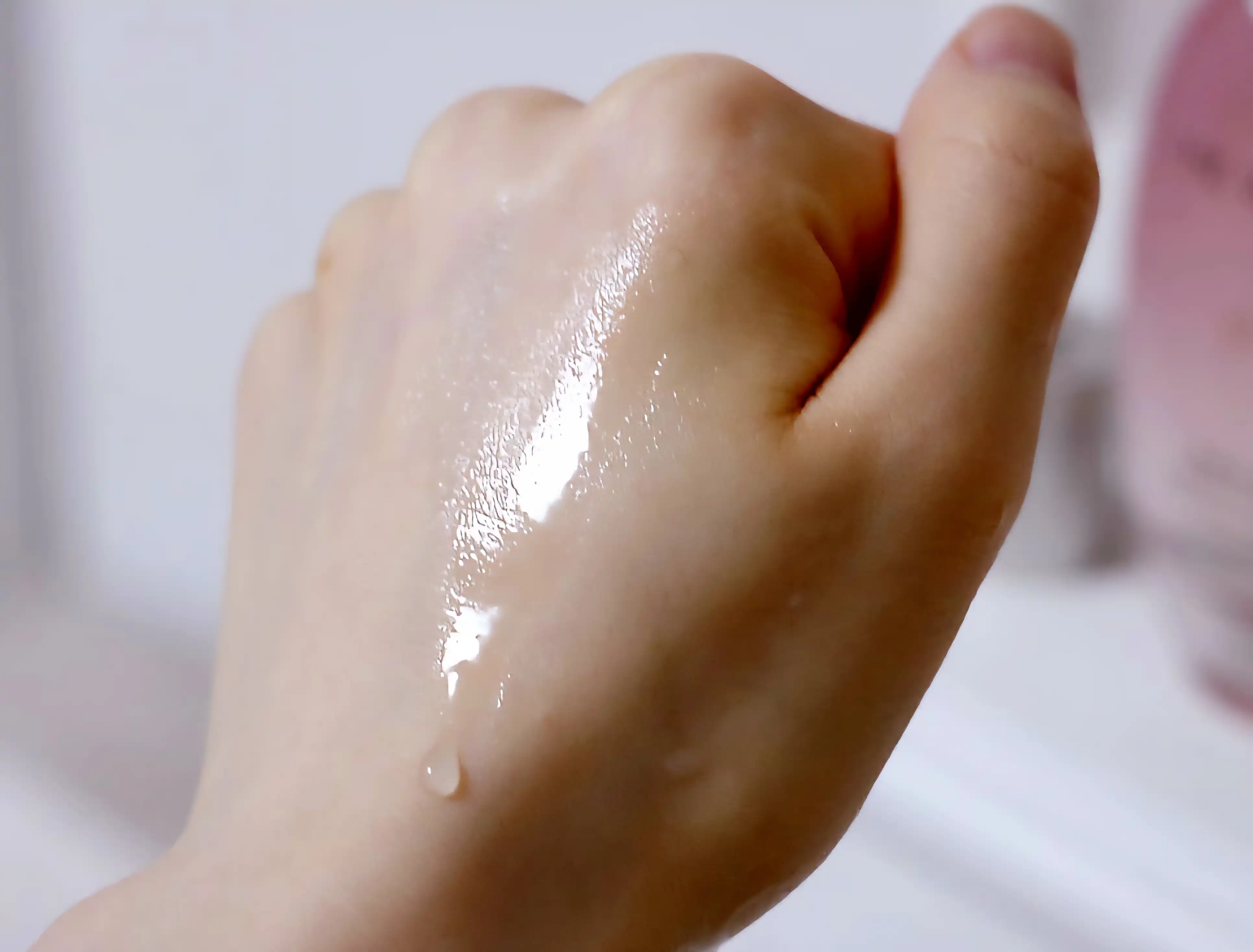 언니의파우치 리뷰 이미지 3 - [공진향수 수분 밸런싱토너]