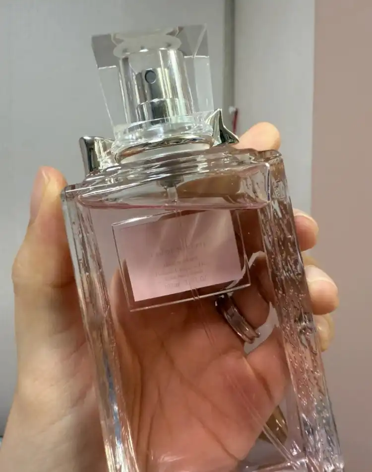 언니의파우치 리뷰 이미지 2 - [미스 디올 로즈 앤 로지스 롤러 펄 오 드 뚜왈렛]