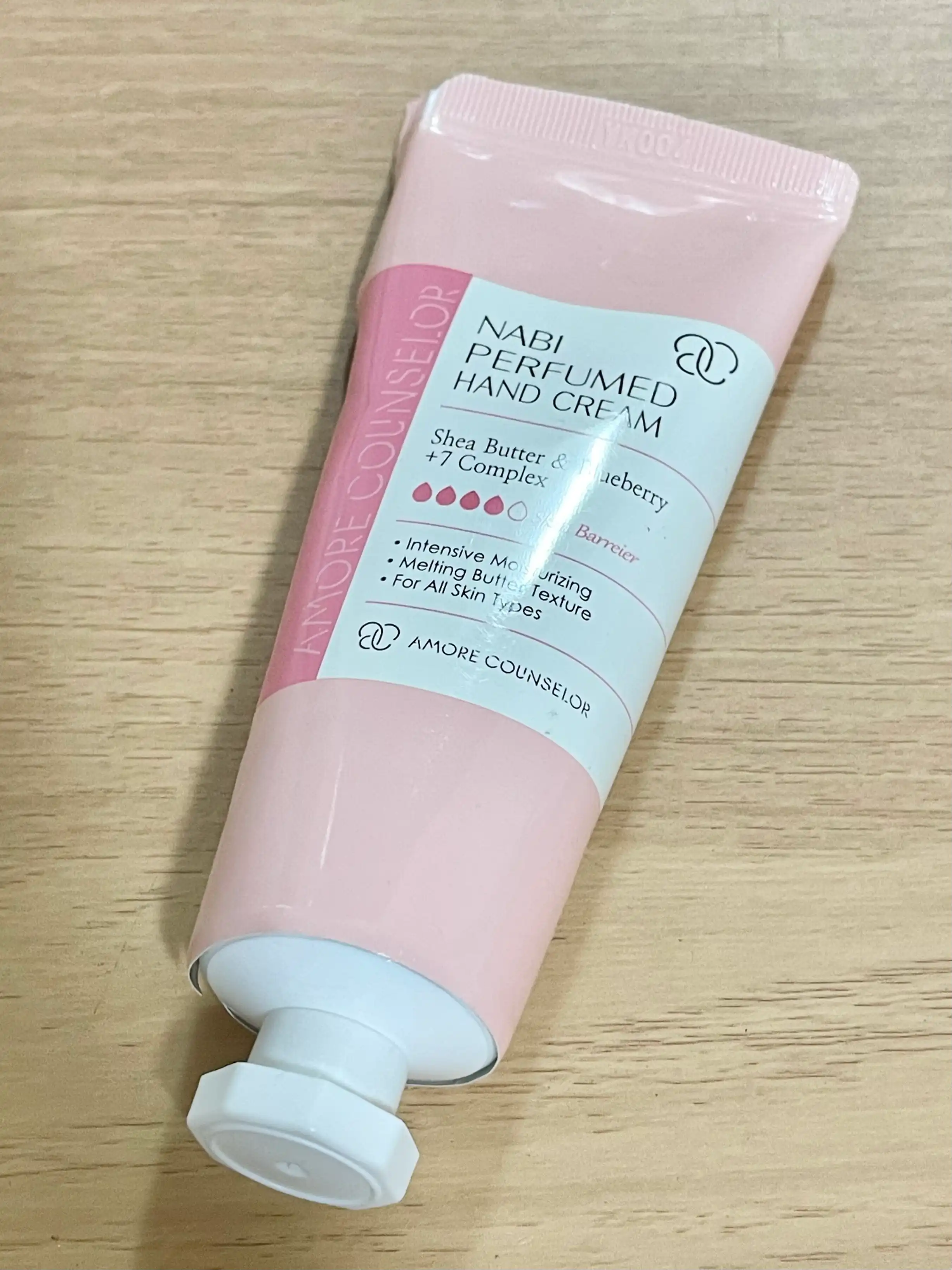 나비 퍼퓸드 핸드 크림