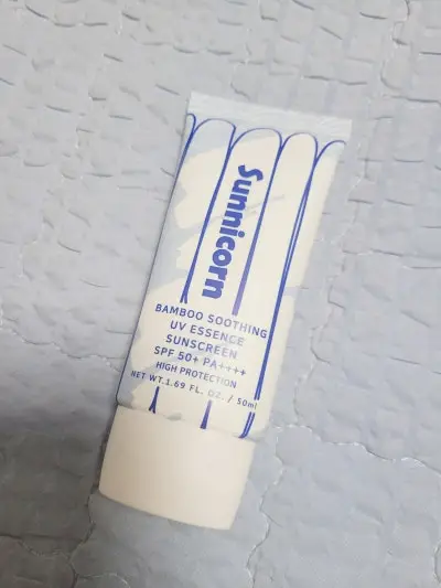 선택된 언니의파우치 리뷰 이미지 - [뱀부 수딩 유브이 선 에센스]