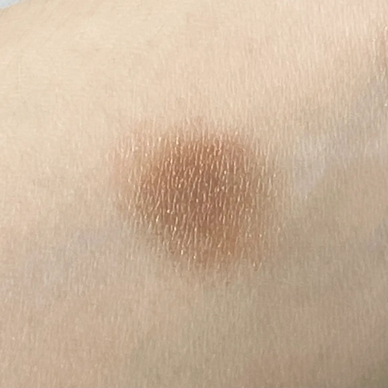 선택된 언니의파우치 리뷰 이미지 - [벨벳 핏 쿠션 섀도우 [03 아몬드]]
