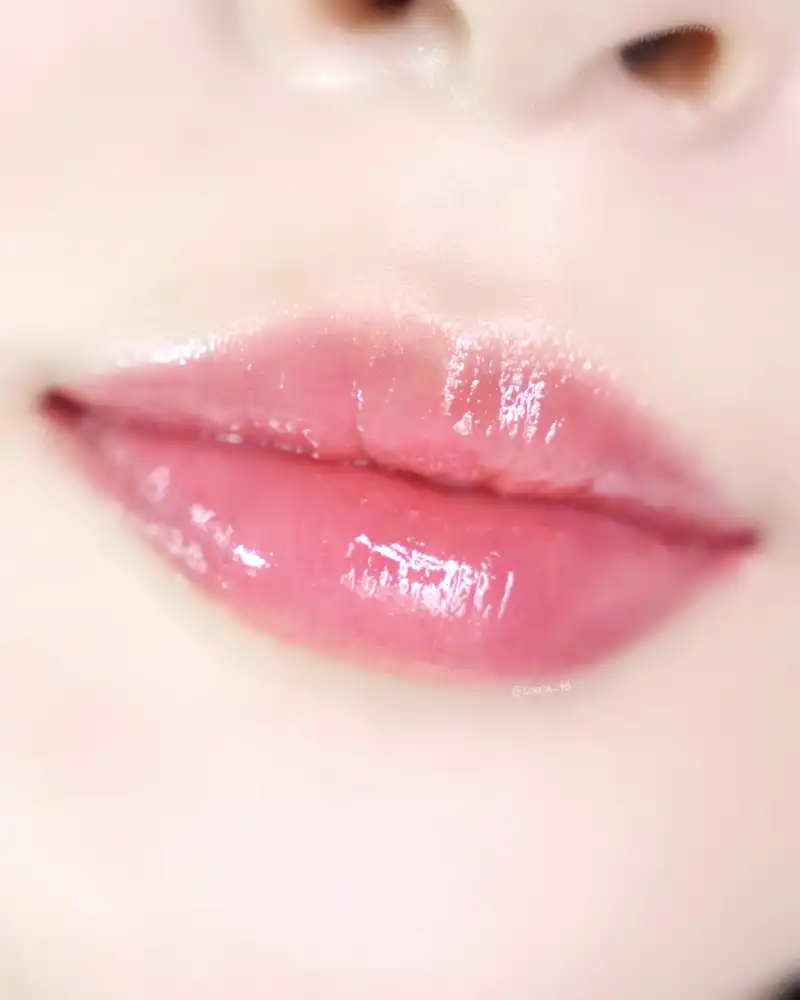 언니의파우치 리뷰 이미지 2 - [블러글로이 립 틴트]