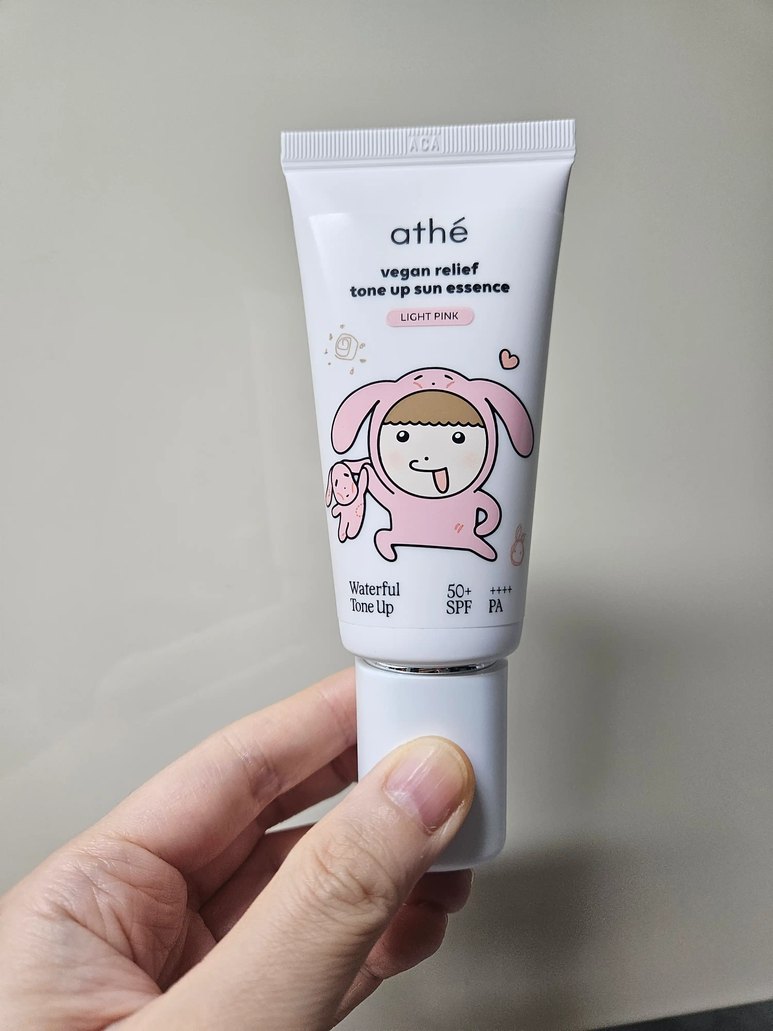 언니의파우치 리뷰 이미지 - [(아떼X마루는강쥐) 비건 릴리프 톤업 선 에센스]