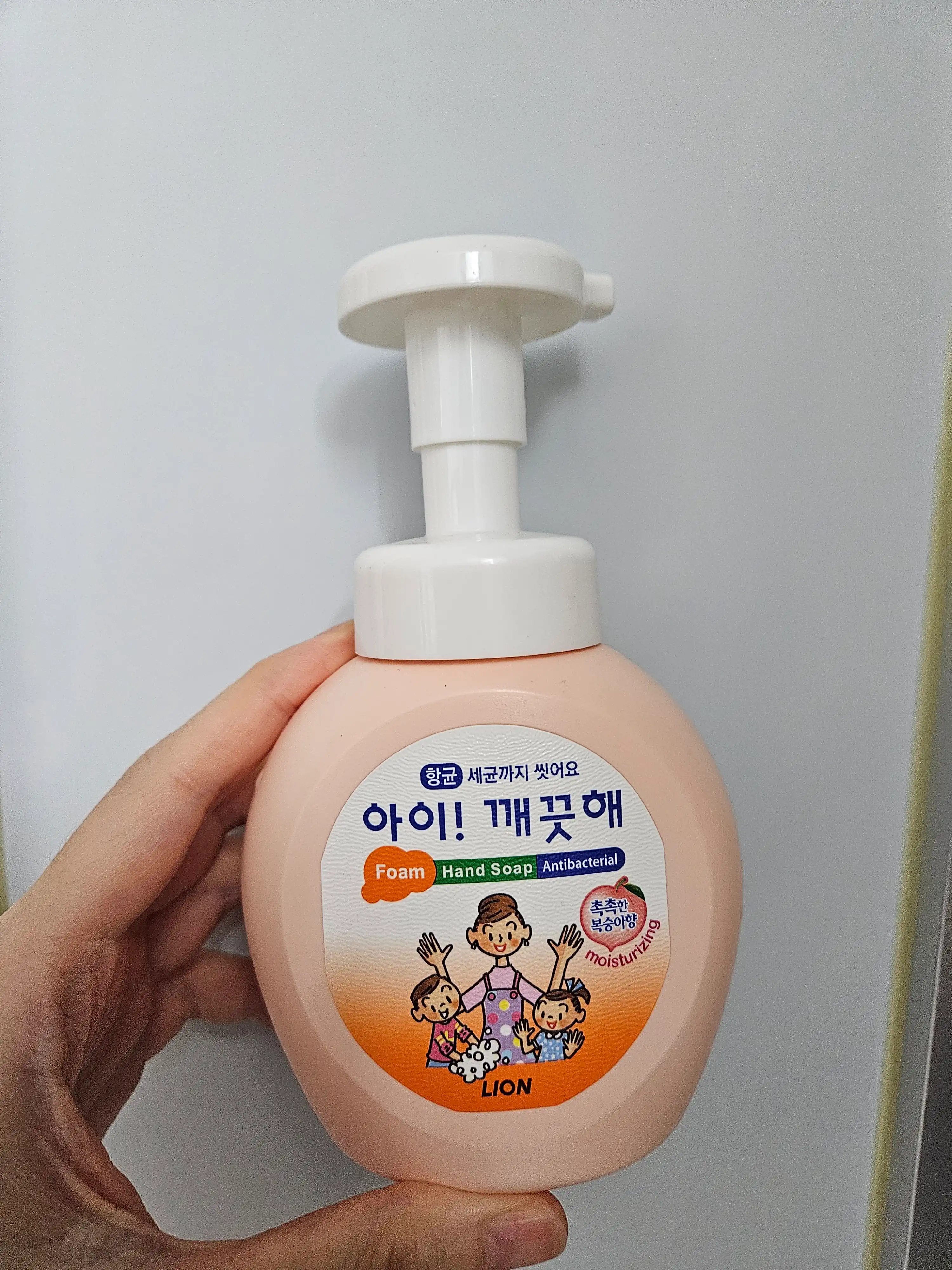 언니의파우치 리뷰 이미지 - [아이깨끗해 항균 폼 핸드솝 [복숭아향]]