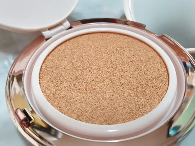 언니의파우치 리뷰 이미지 3 - [메이퀸 글로우쿠션 [23호 내추럴베이지]]