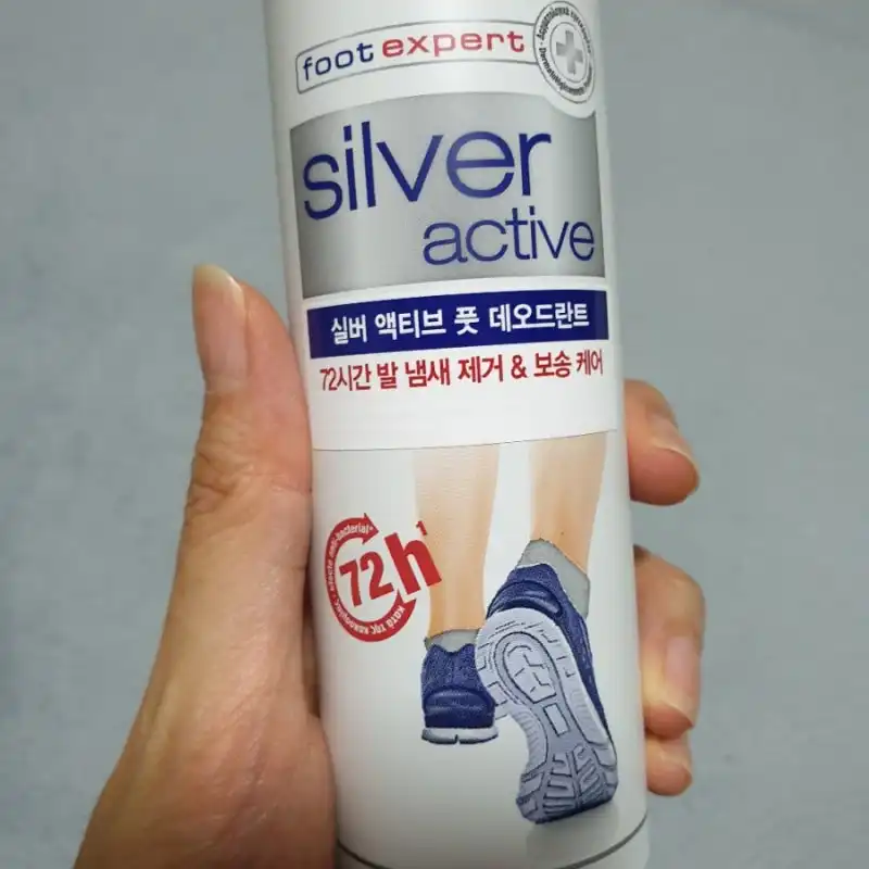 언니의파우치 리뷰 이미지 2 - [실버 액티브 풋 데오드란트]