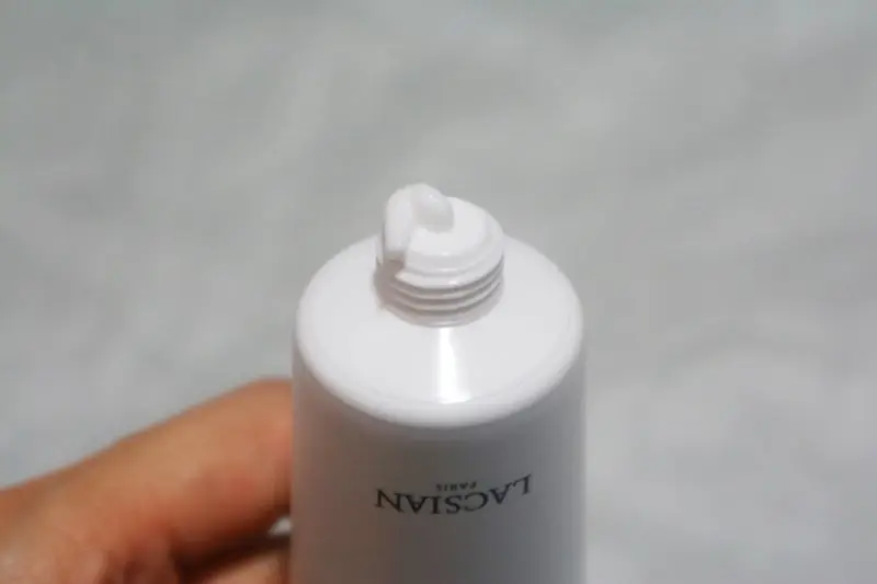 선택된 언니의파우치 리뷰 이미지 - [일루션 화이트 퍼퓸 핸드크림]