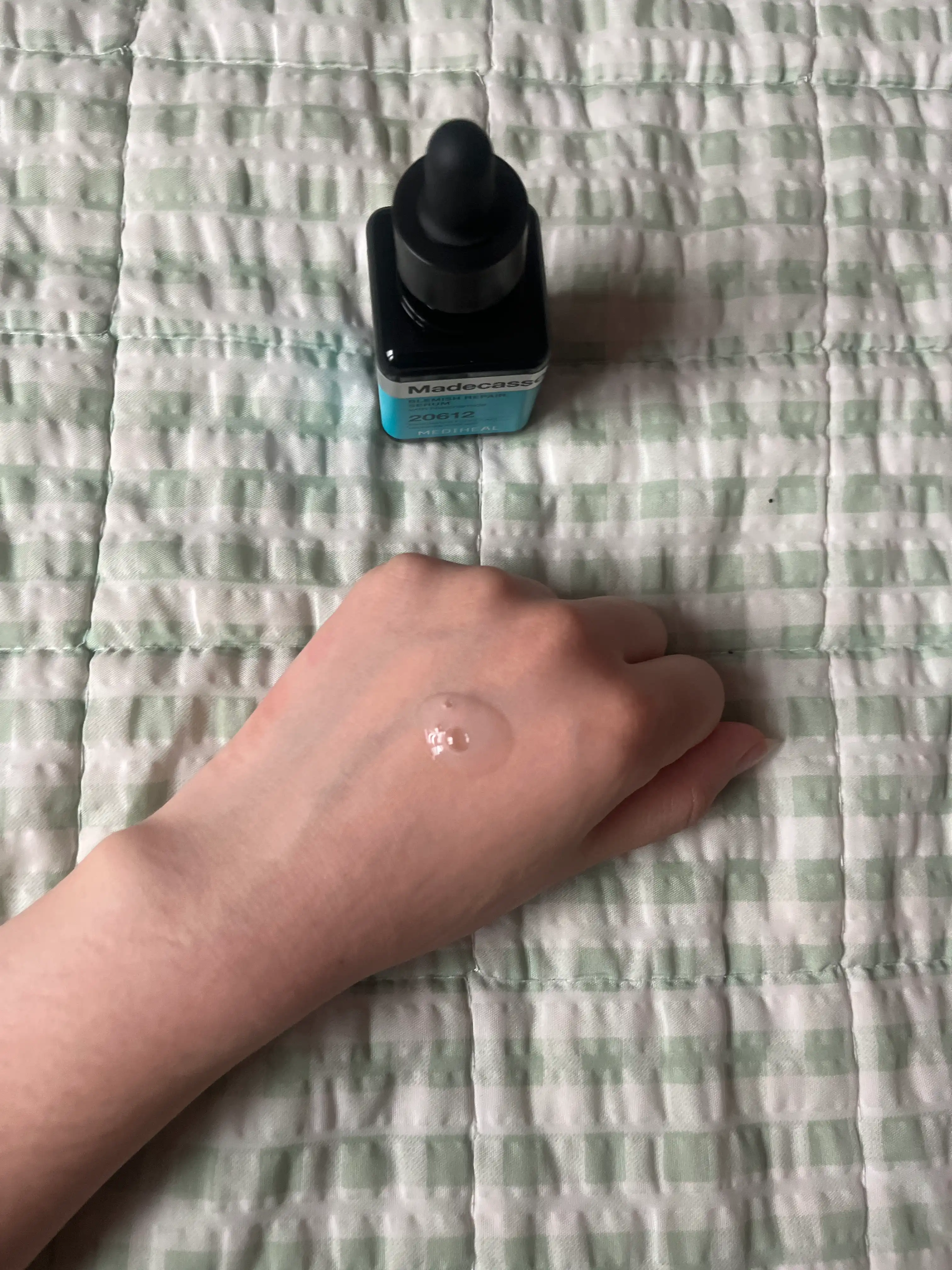 언니의파우치 리뷰 이미지 2 - [마데카소사이드 흔적 리페어 세럼]