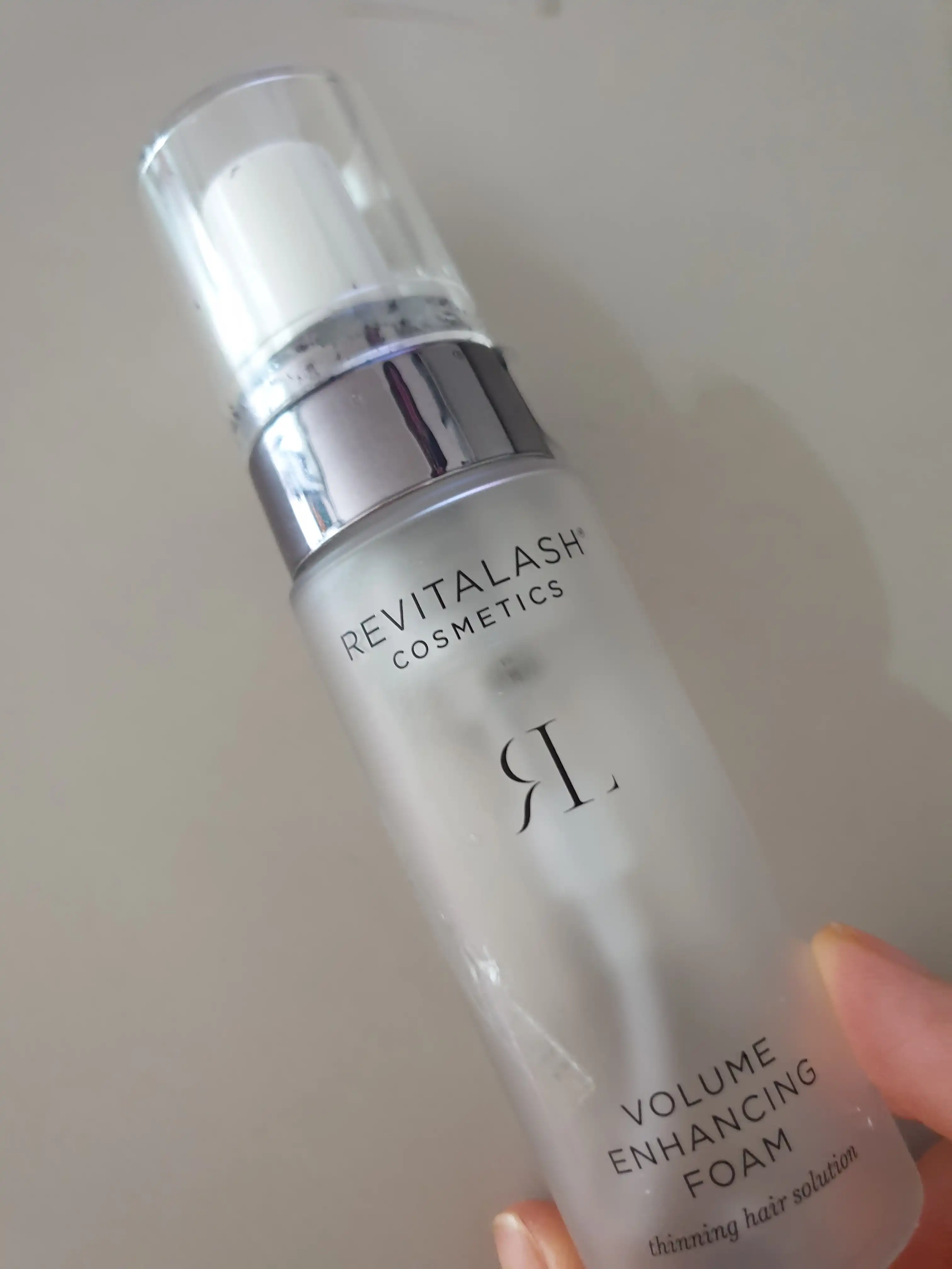 볼륨 인핸싱 폼 헤어 영양제