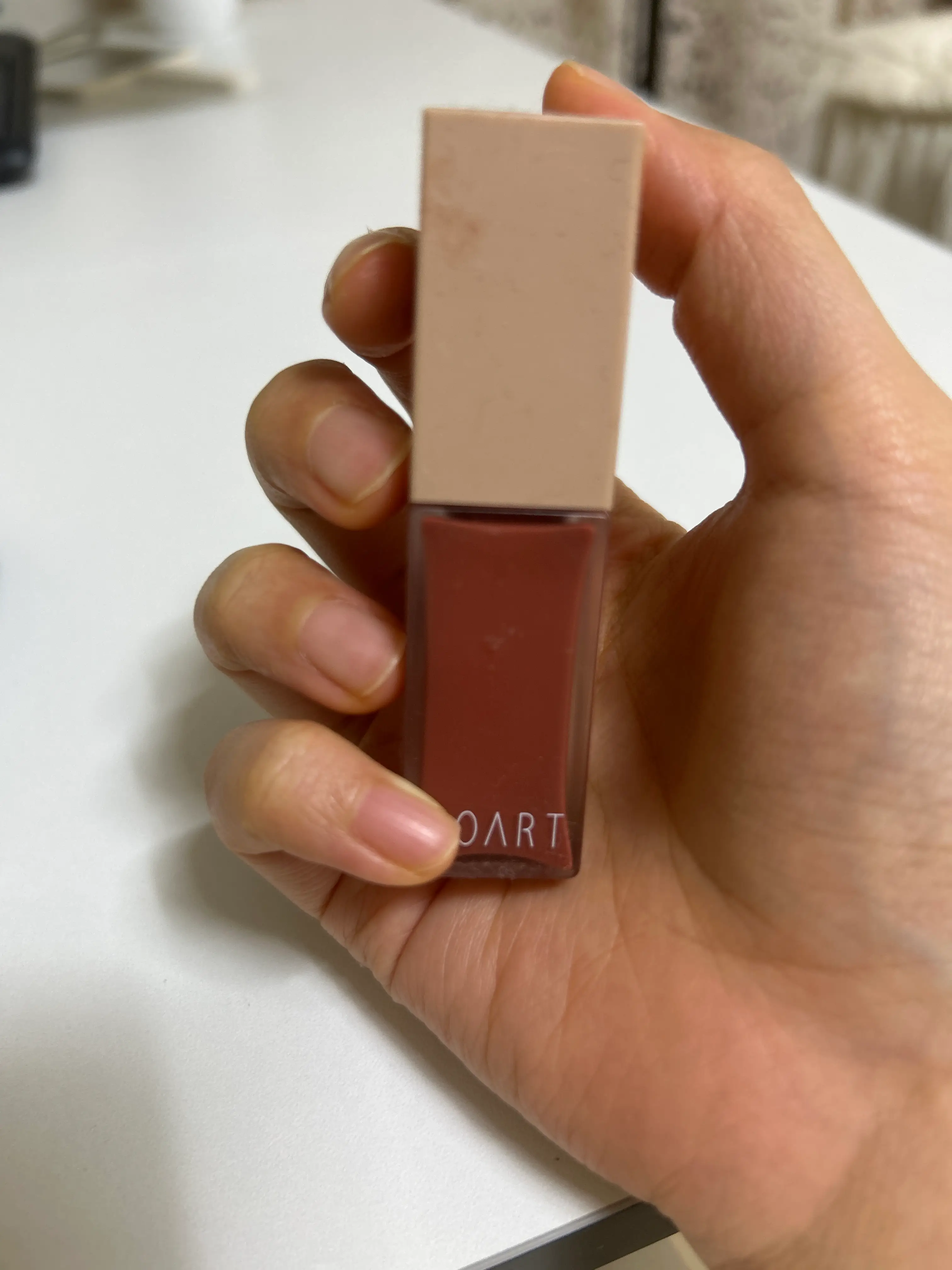 선택된 언니의파우치 리뷰 이미지 - [모아트 벨벳 틴트 [V6 벨벳 토프]]