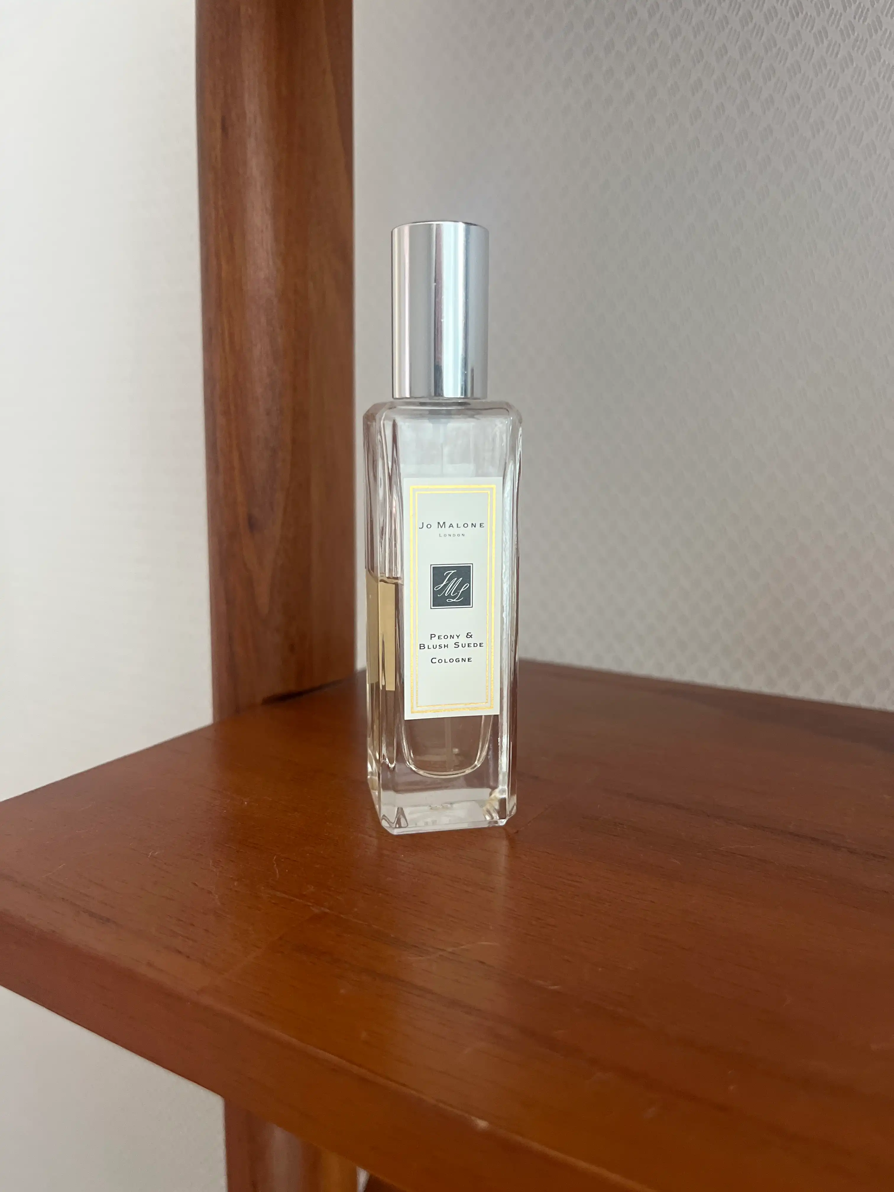 피오니 앤 블러쉬 스웨이드 코롱