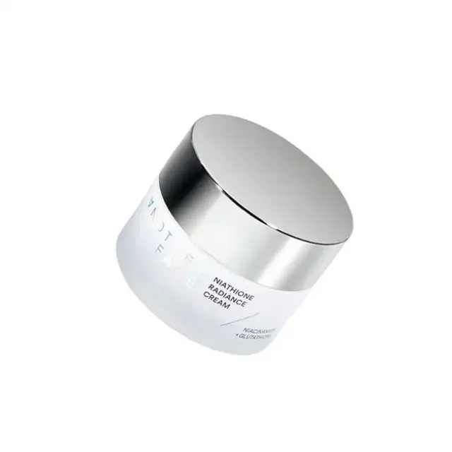 나이아치온 빛 크림