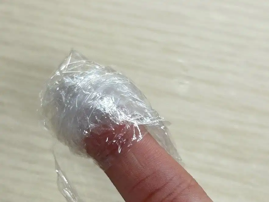 언니의파우치 리뷰 이미지 3 - [아보카도 네일 앤 큐티클 오일]