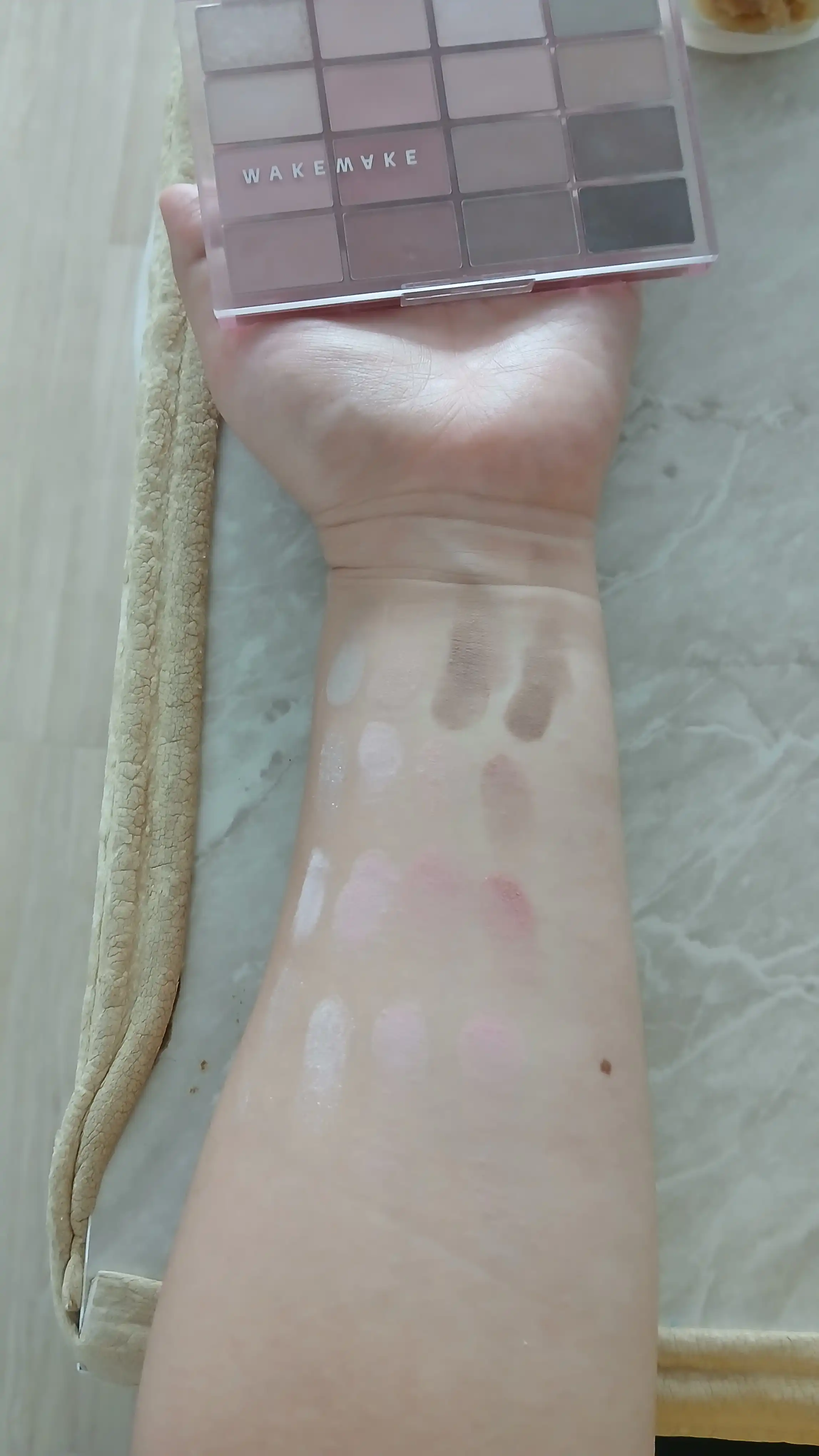 선택된 언니의파우치 리뷰 이미지 - [소프트 블러링 아이팔레트]