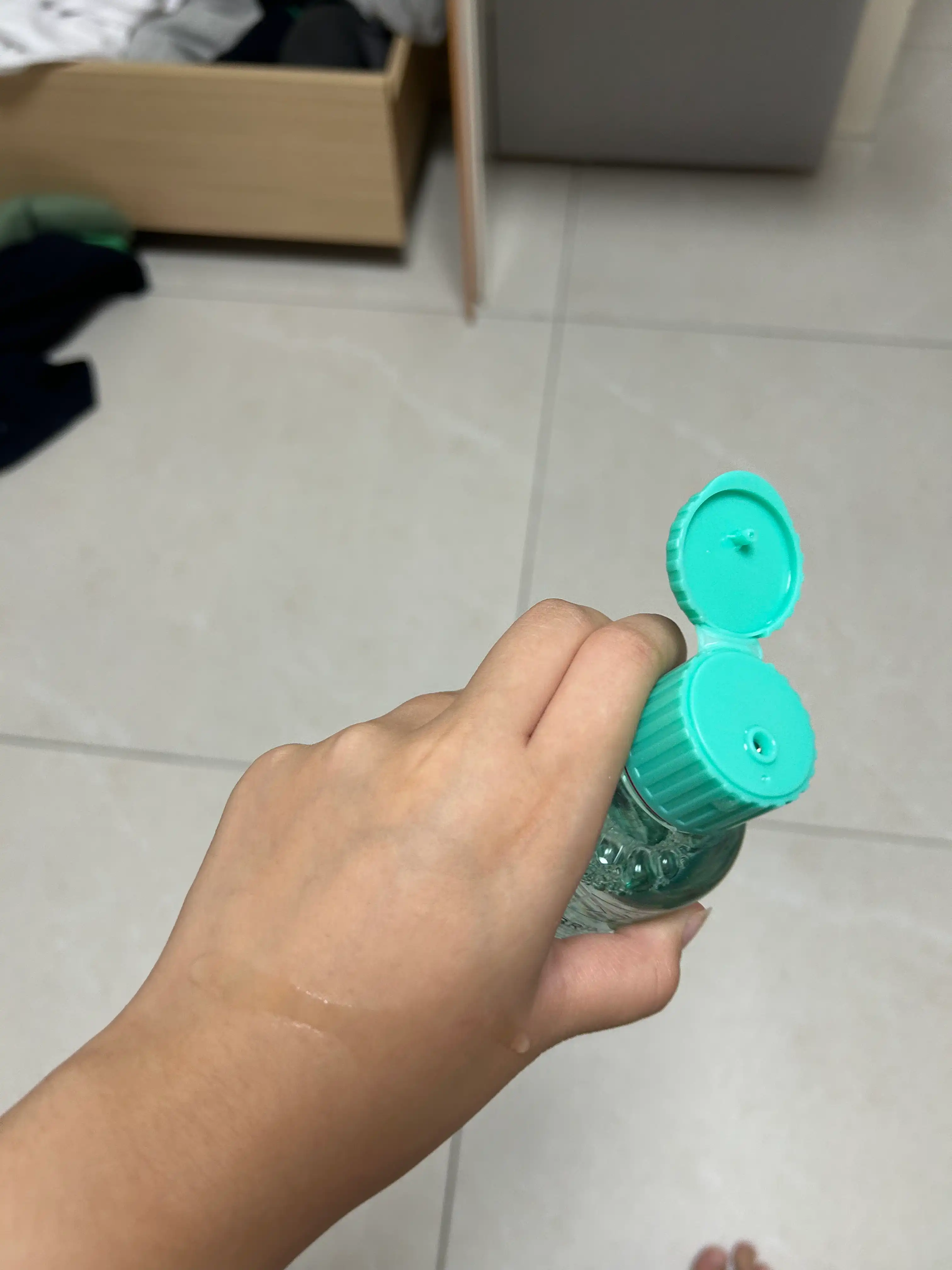 언니의파우치 리뷰 이미지 2 - [티트리 시카 수딩 토너]