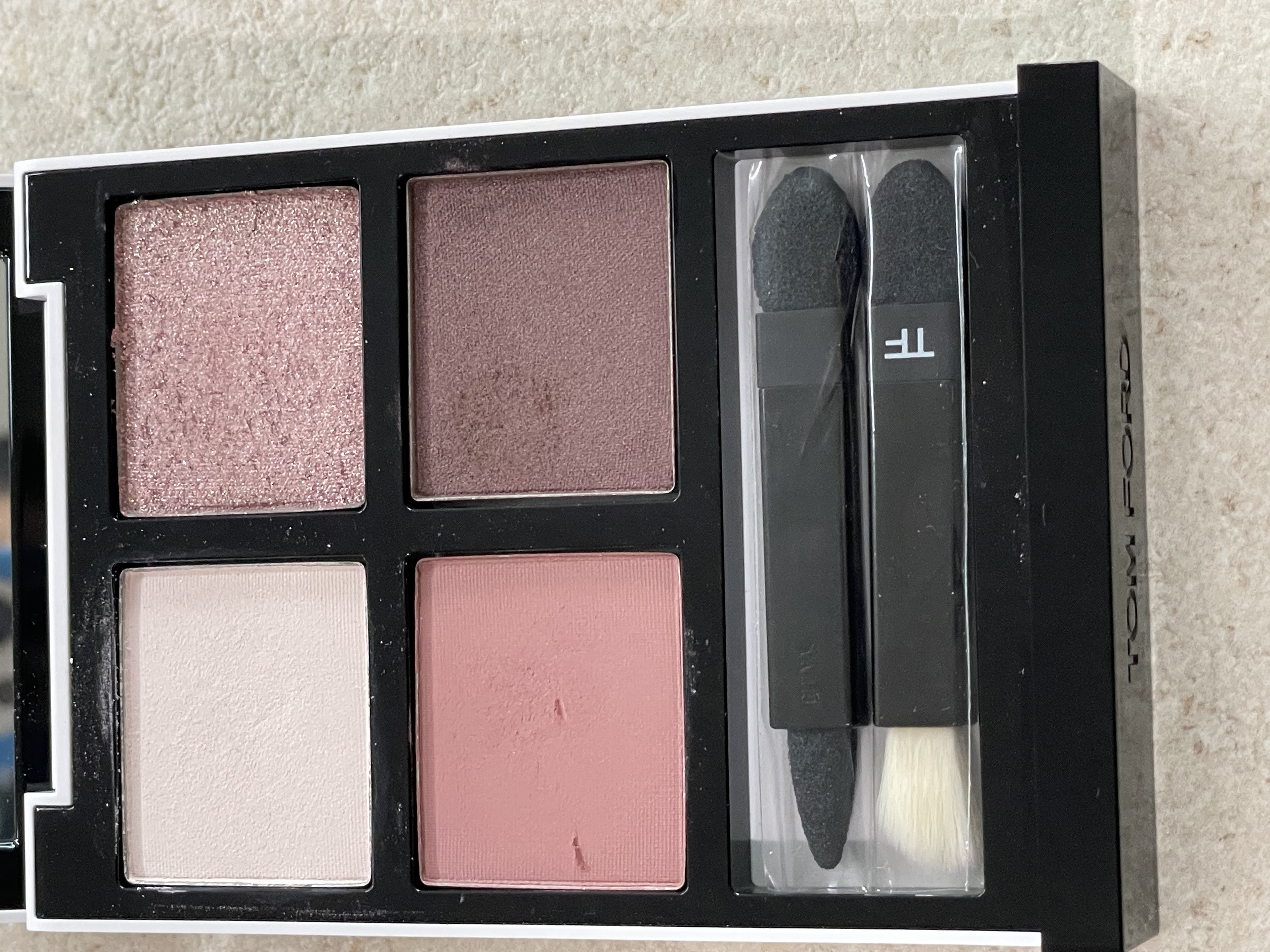 선택된 언니의파우치 리뷰 이미지 - [아이컬러쿼드 인솔레트 로즈]