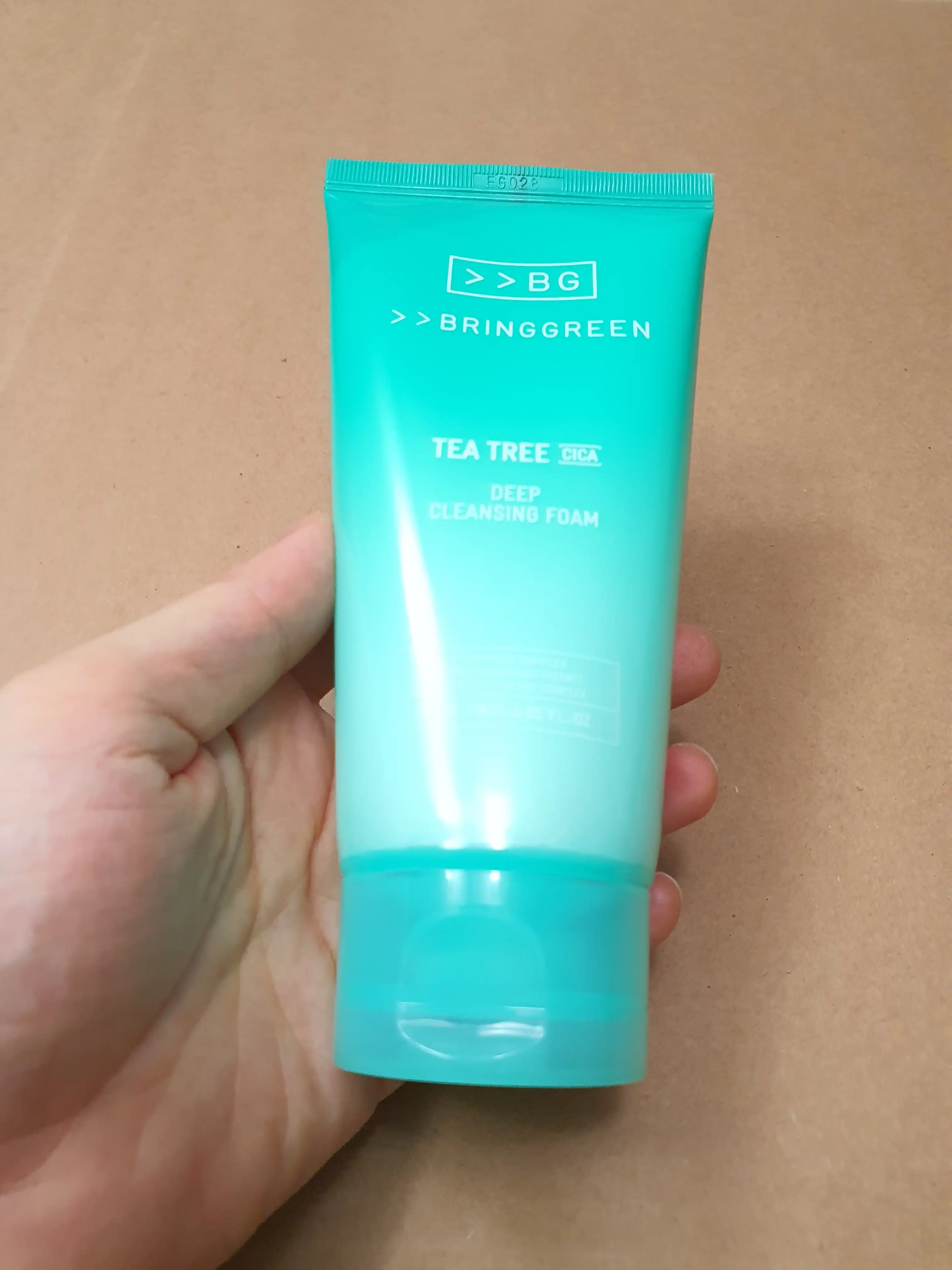 티트리 시카 딥 클렌징폼