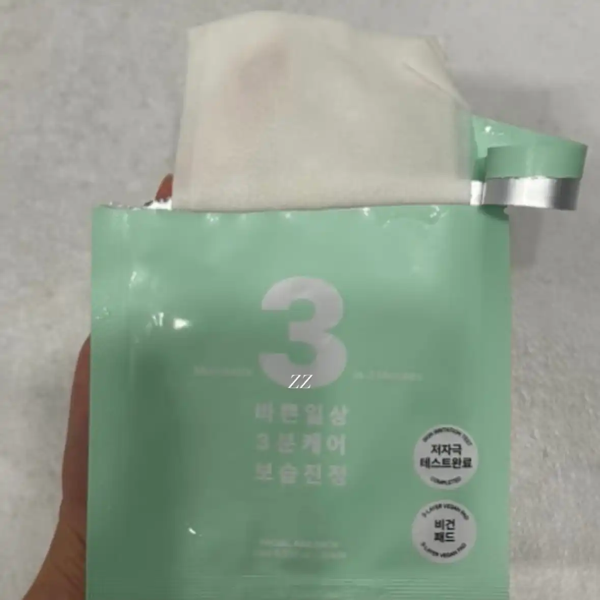 언니의파우치 리뷰 이미지 4 - [애플민트 3분 패드 팩]