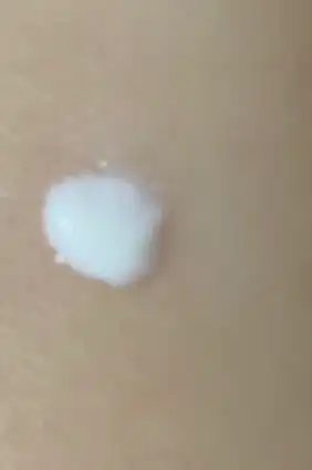 언니의파우치 리뷰 이미지 2 - [아쿠아 365 유브이 선크림 ]