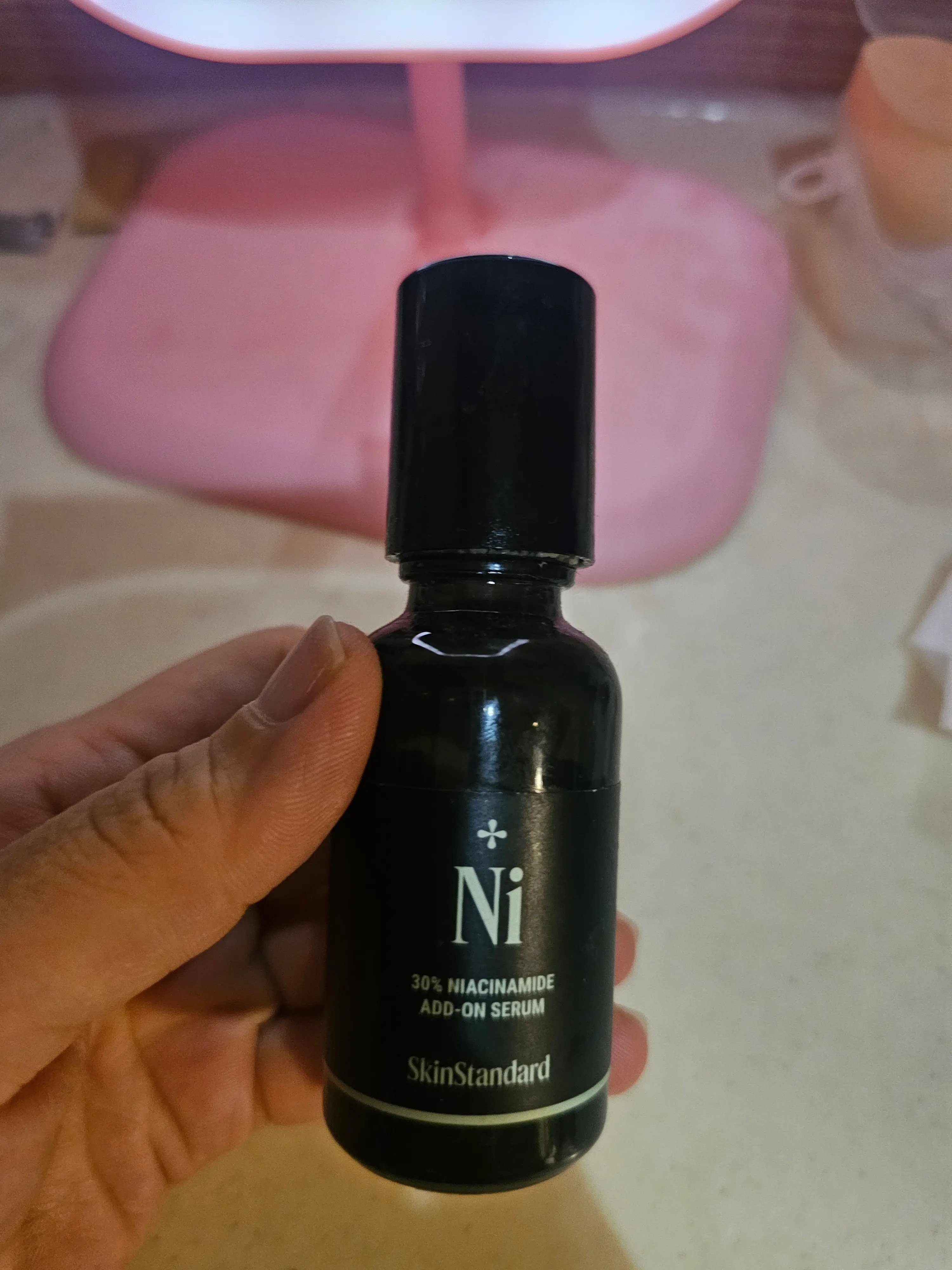 선택된 언니의파우치 리뷰 이미지 - [30프로 나이아신아마이드 더하기세럼]