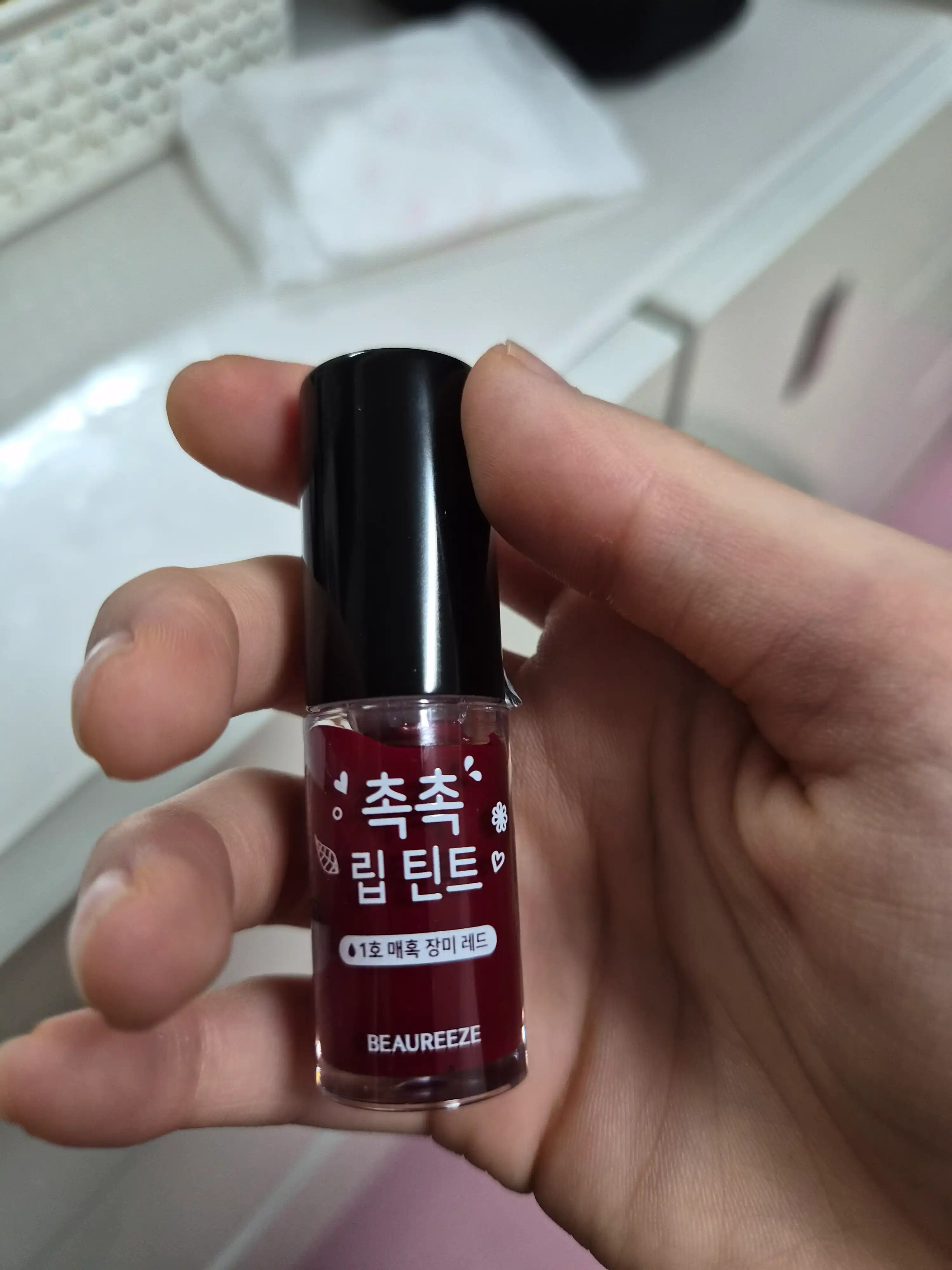 언니의파우치 리뷰 이미지 - [뷰리즈 촉촉 립틴트 [1호 매혹장미레드]]