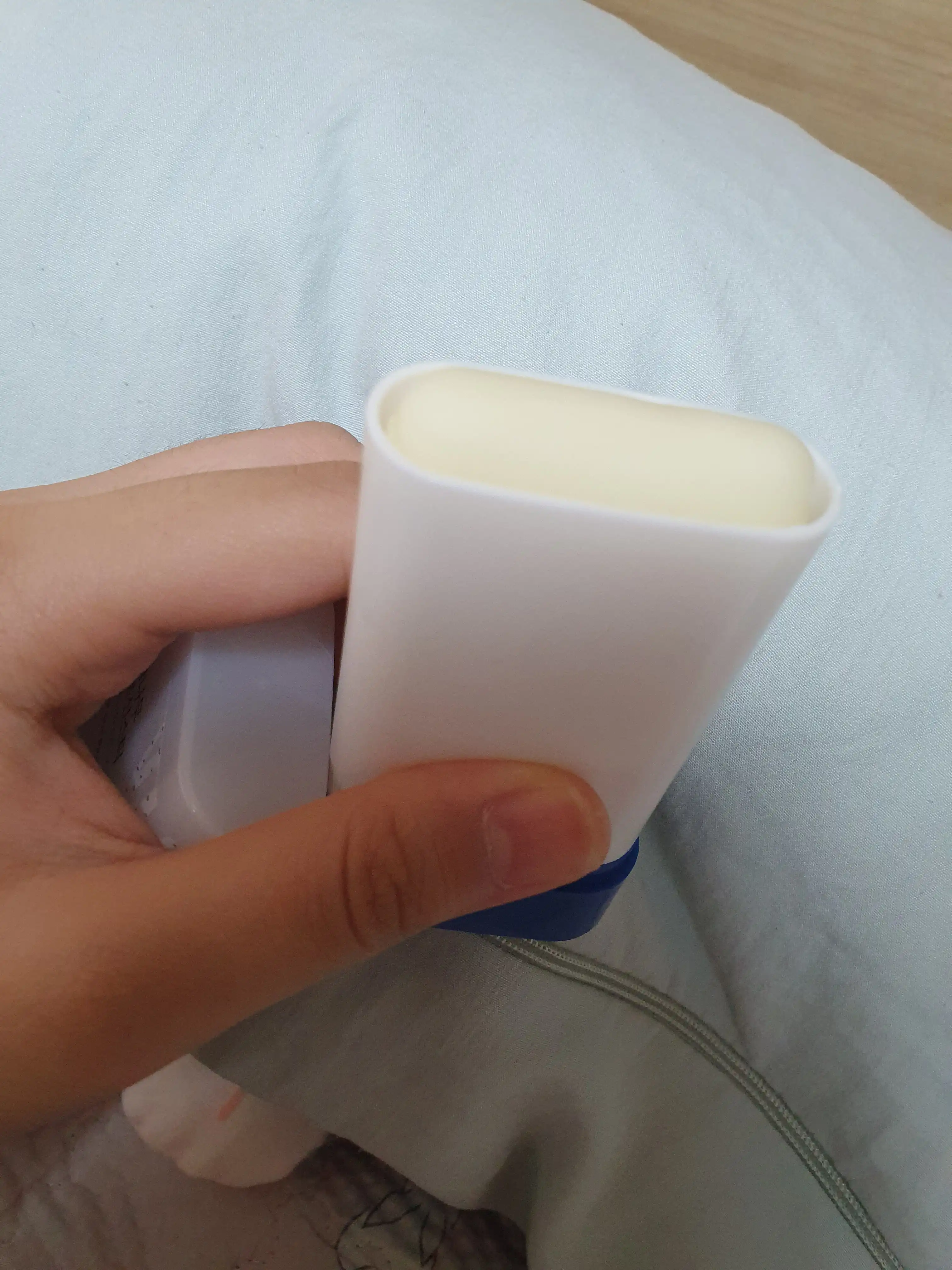 선택된 언니의파우치 리뷰 이미지 - [자작나무 수분 선스틱]