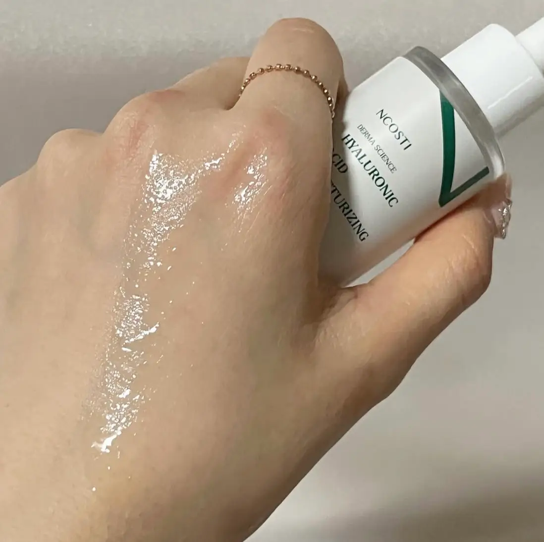 선택된 언니의파우치 리뷰 이미지 - [히알루론산 모이스처라이징 세럼]