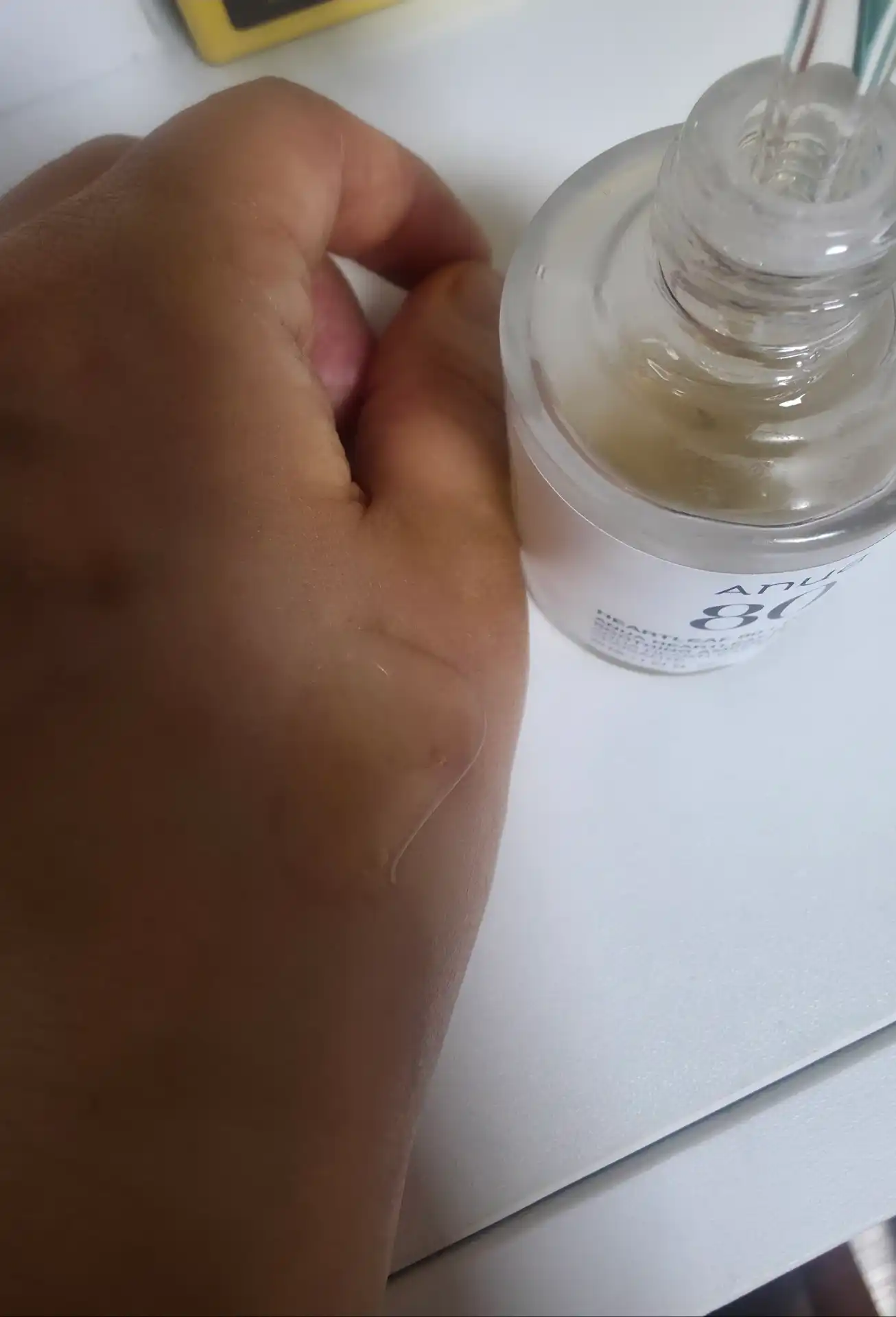 언니의파우치 리뷰 이미지 3 - [어성초 80 수분 진정 앰플]