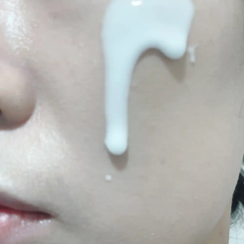 언니의파우치 리뷰 이미지 7 - [마다가스카르 센텔라 히알루 시카 젠틀 클렌징 밀크]