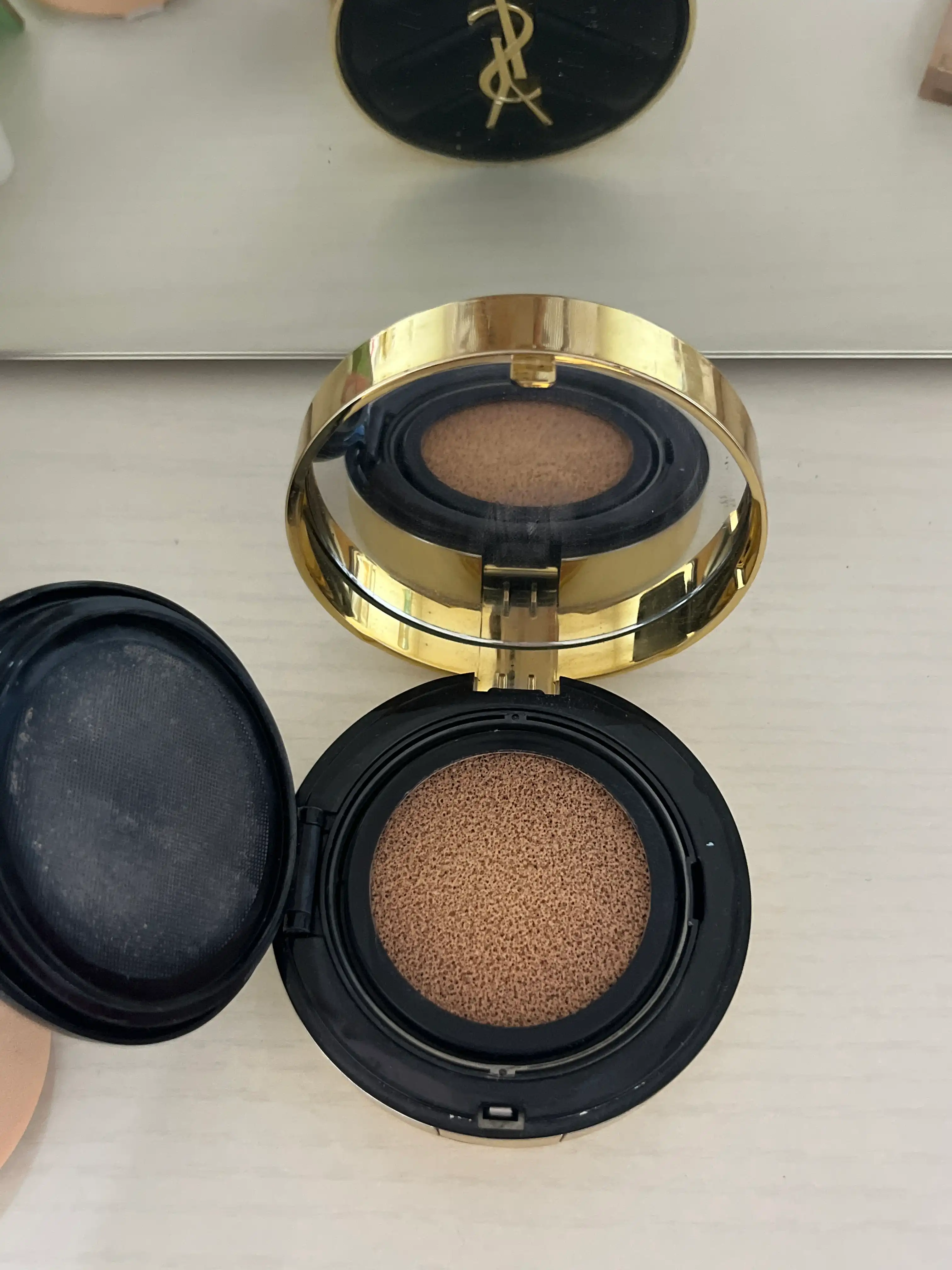 언니의파우치 리뷰 이미지 - [엉크르 드 뽀 꾸뛰르 쿠션 파운데이션]