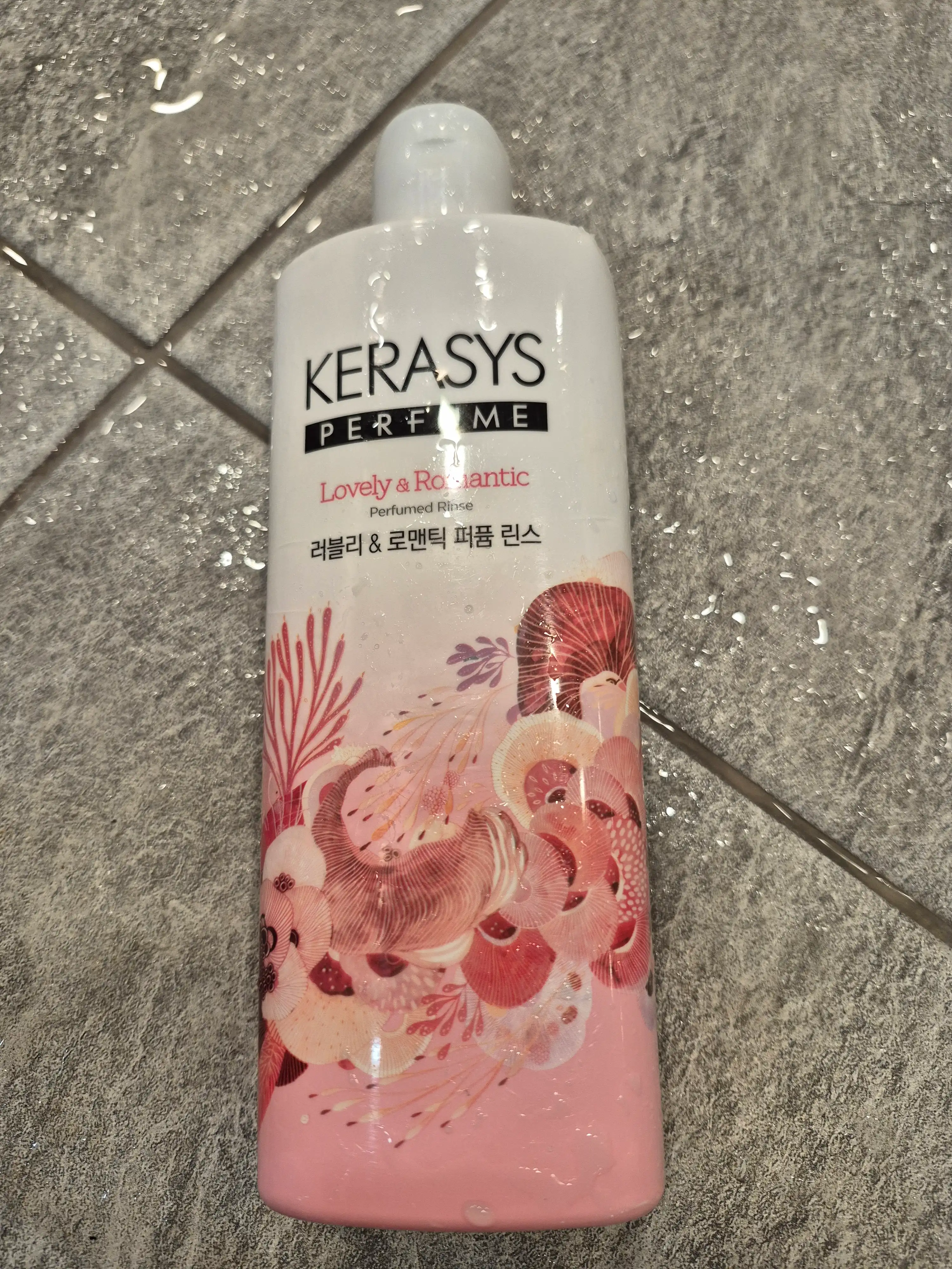 러블리 앤 로맨틱 퍼퓸 린스