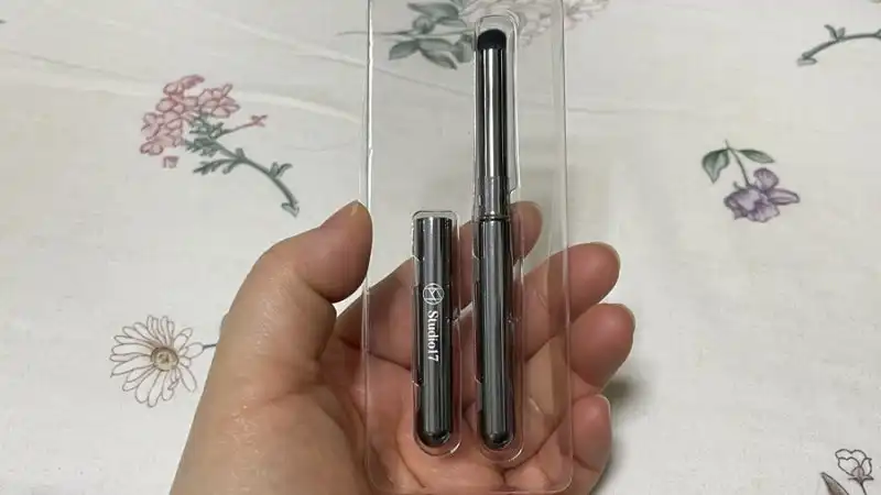 언니의파우치 리뷰 이미지 - [포터블 립 브러쉬 라운드 타입 2223]