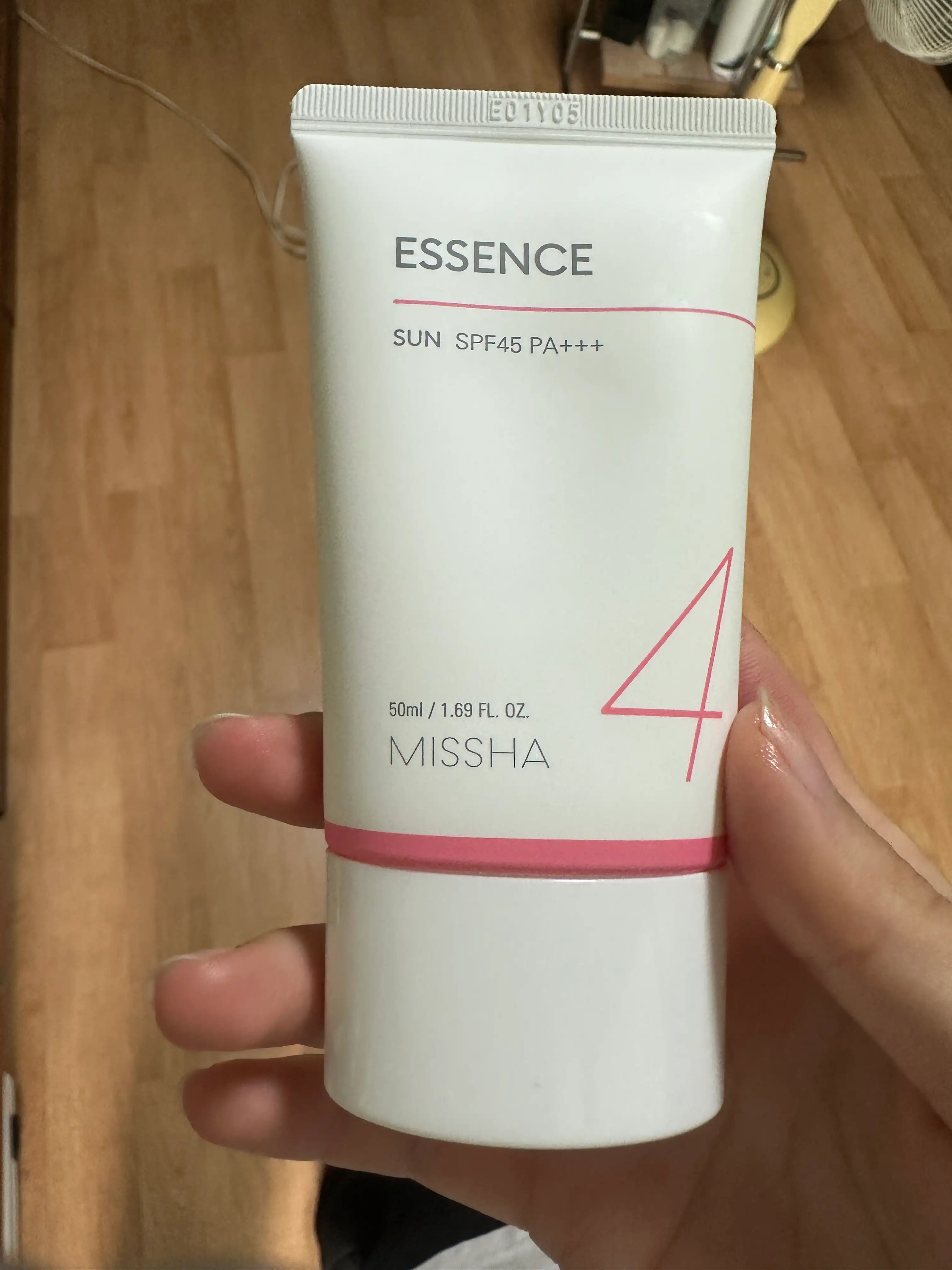 올 어라운드 세이프 블록 에센스 선크림