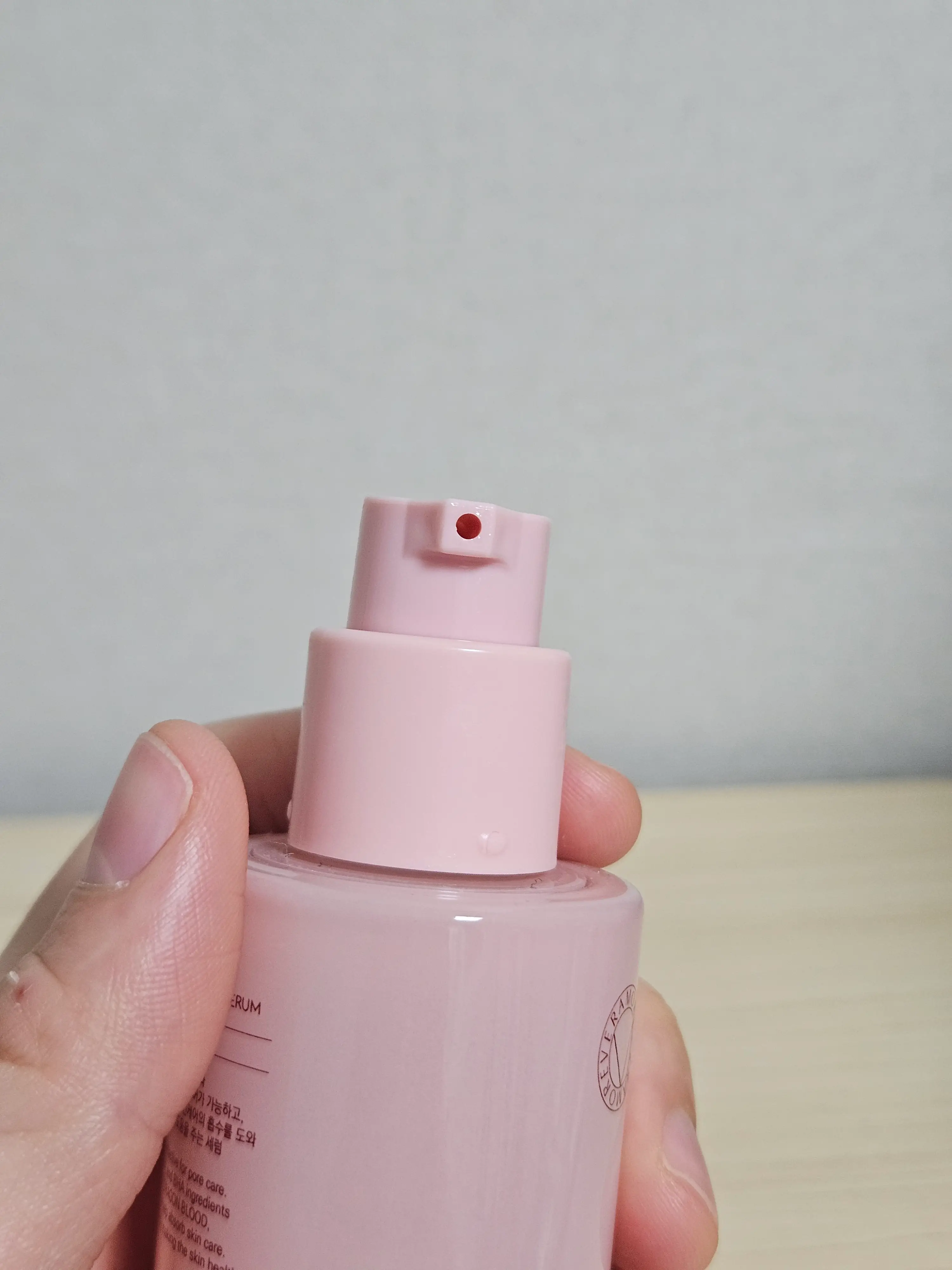 선택된 언니의파우치 리뷰 이미지 - [포어 타이트닝 600 세럼]