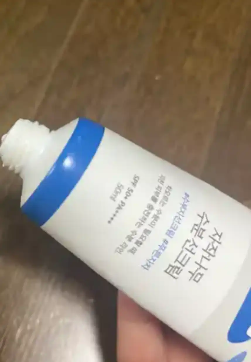 언니의파우치 리뷰 이미지 - [자작나무 수분 선크림]