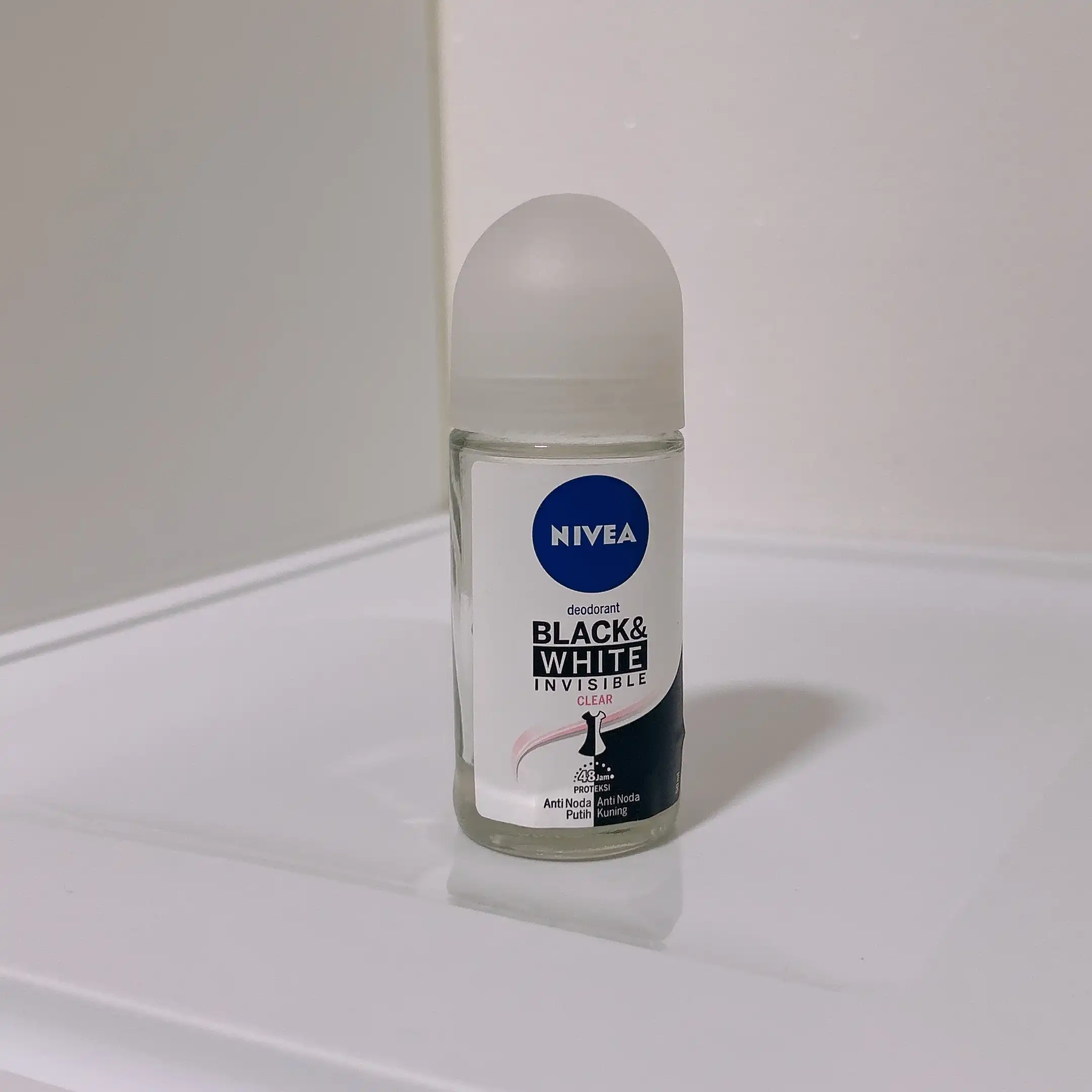 데오도란트 블랙 앤 화이트