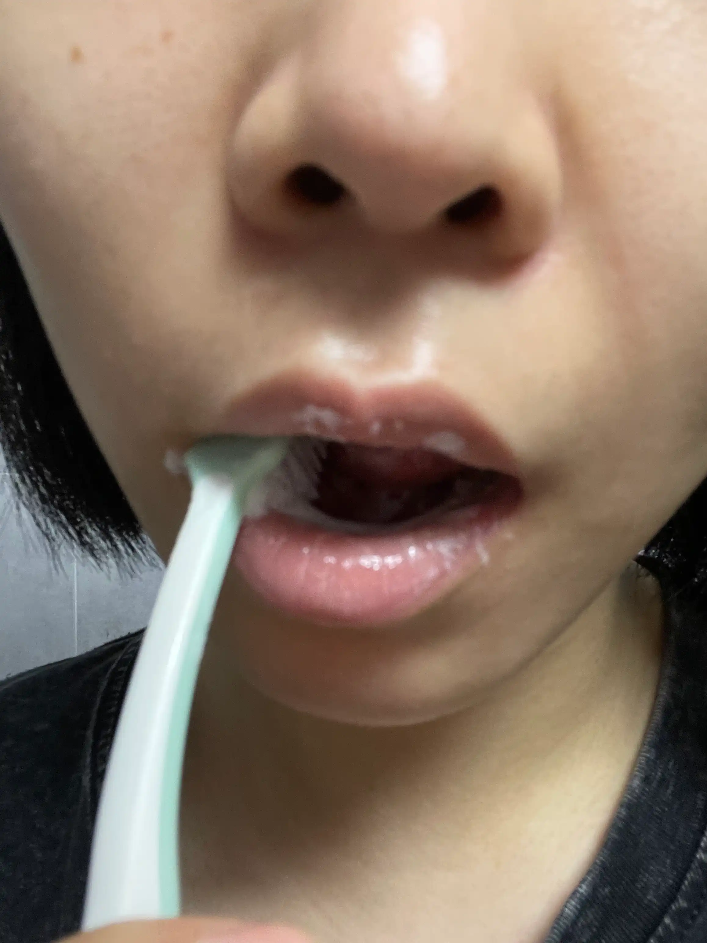 언니의파우치 리뷰 이미지 2 - [차차 프로 시린이케어 차콜치약]