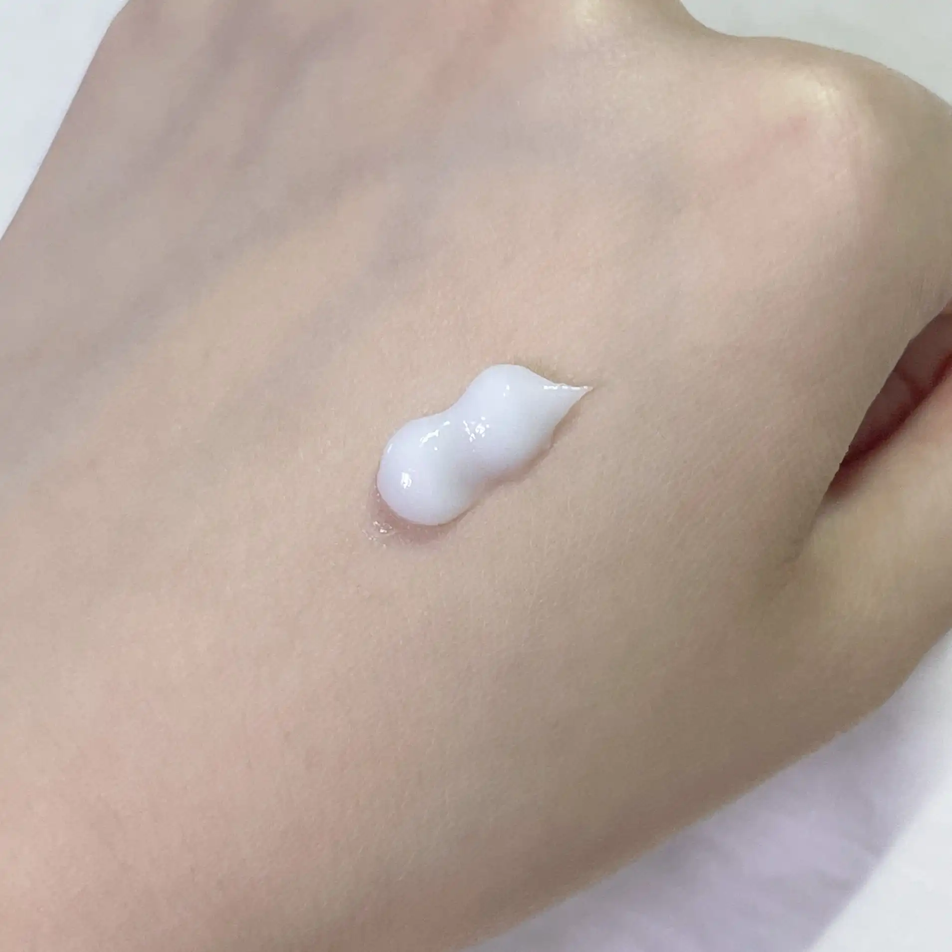 언니의파우치 리뷰 이미지 3 - [리얼 히알루로닉 100 크림]