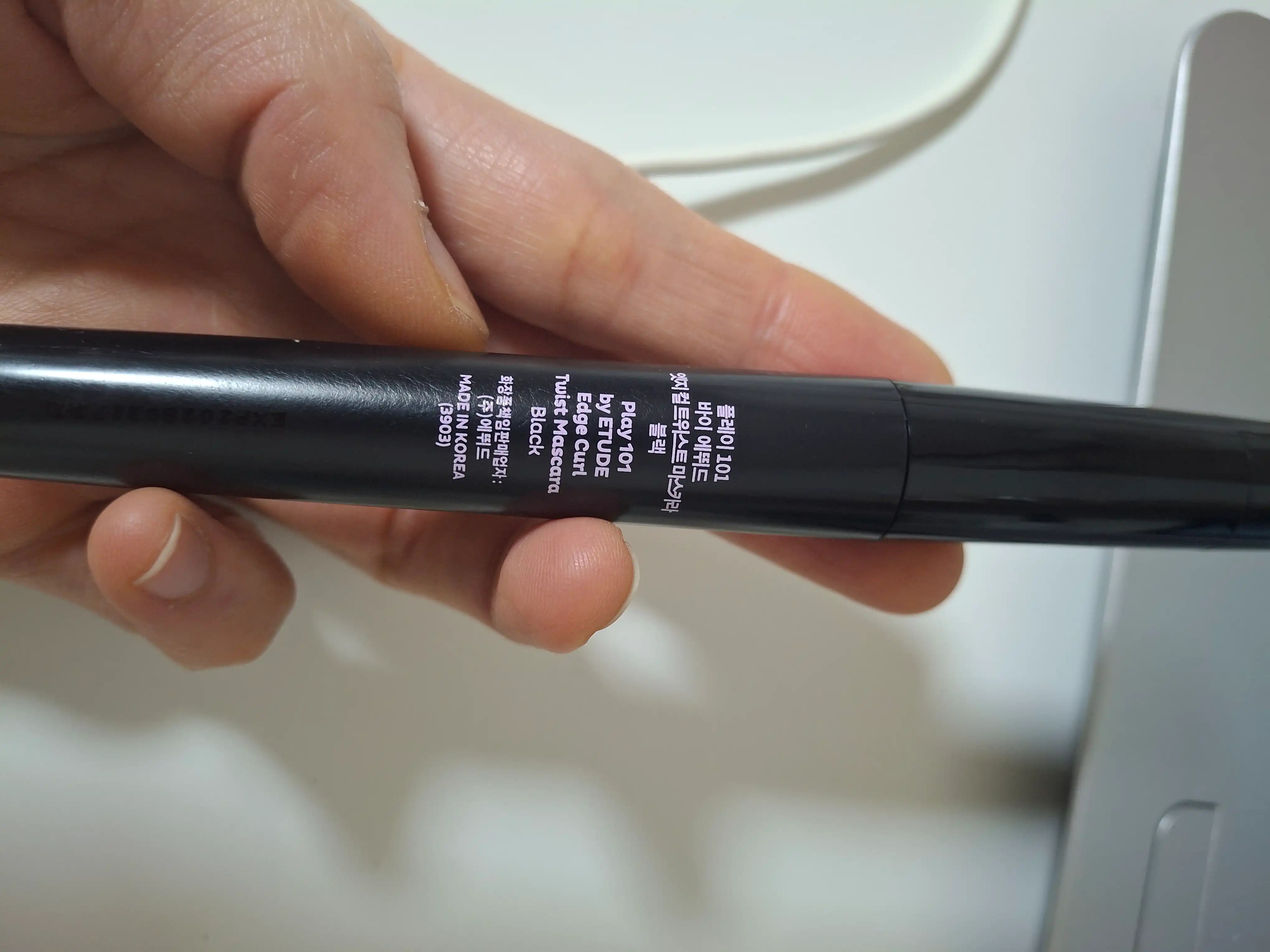 언니의파우치 리뷰 이미지 2 - [엣지 컬 트위스트 마스카라]