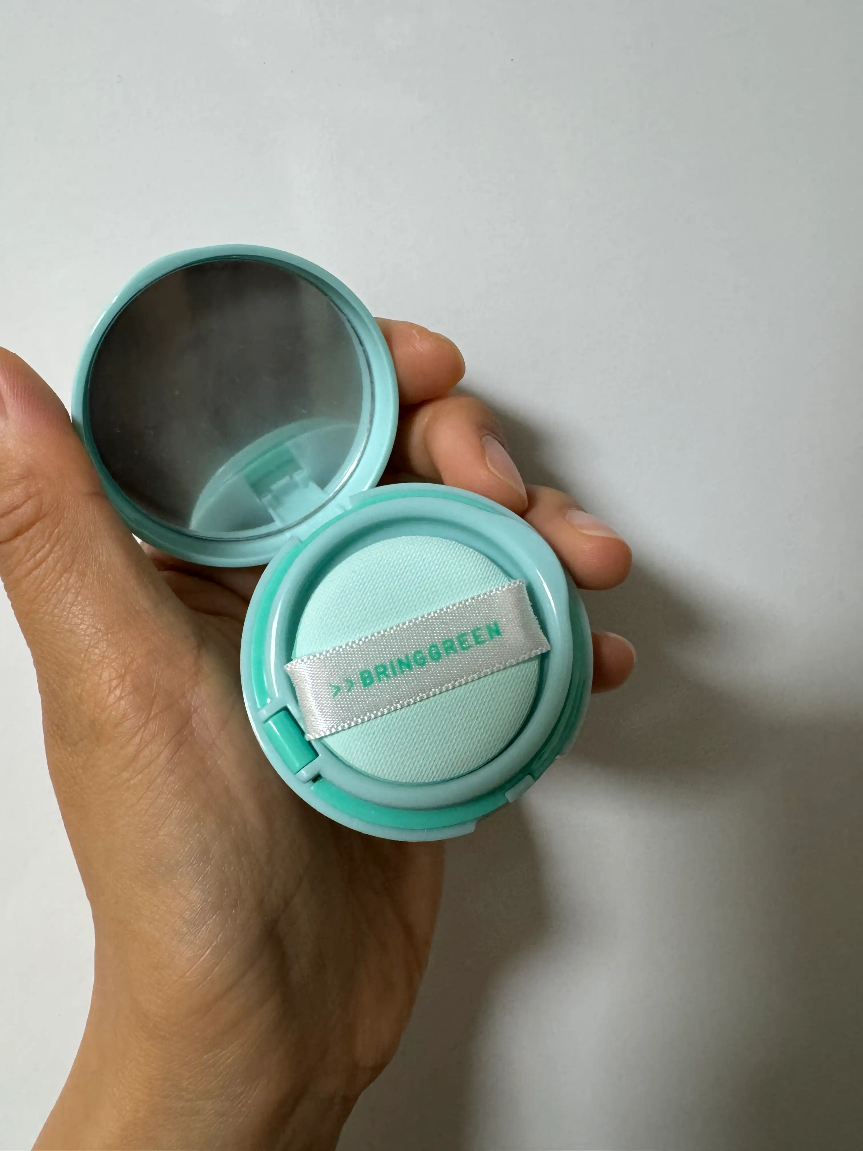 언니의파우치 리뷰 이미지 3 - [티트리 시카 톤업 선쿠션]