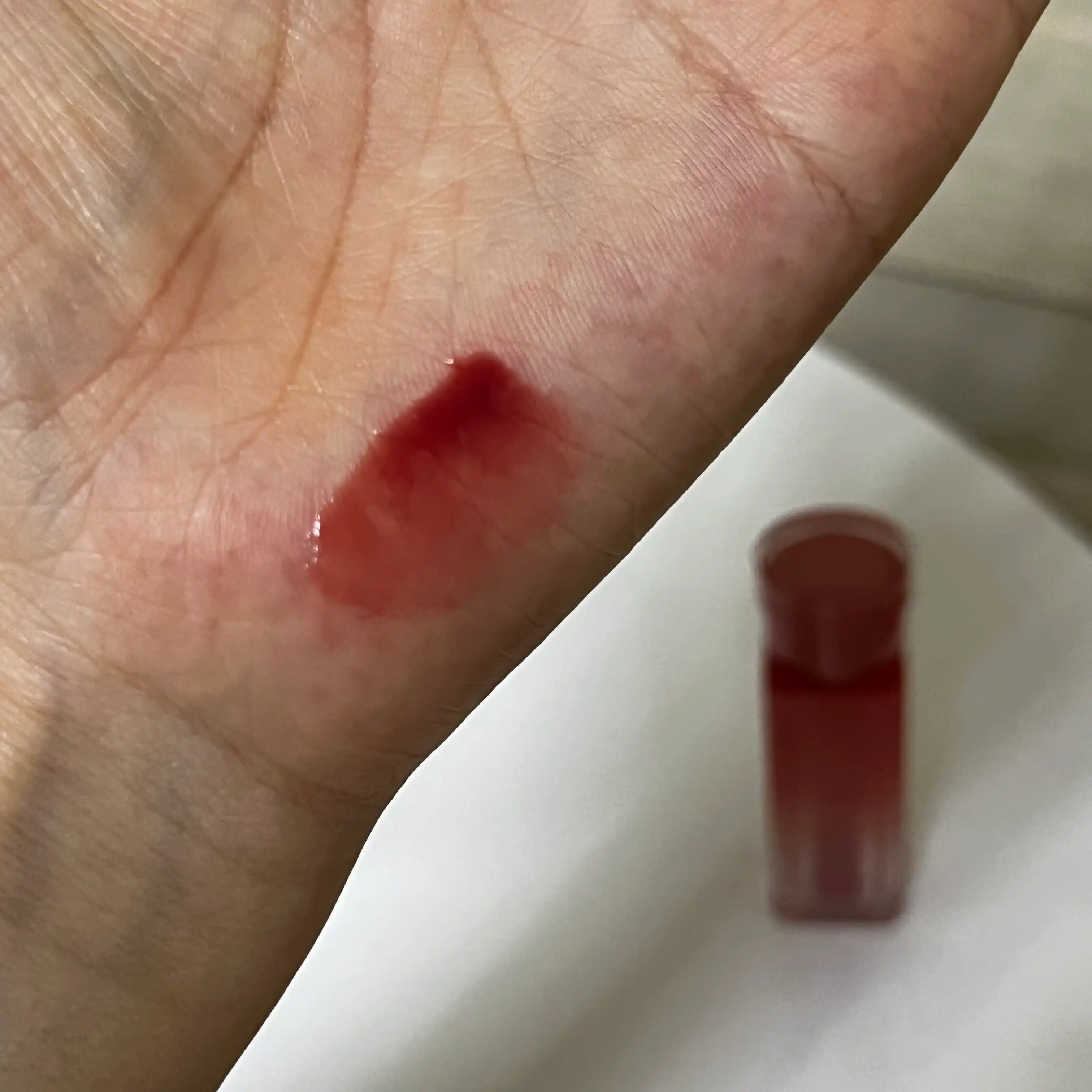 언니의파우치 리뷰 이미지 2 - [글레이즈 바운싱 틴트]