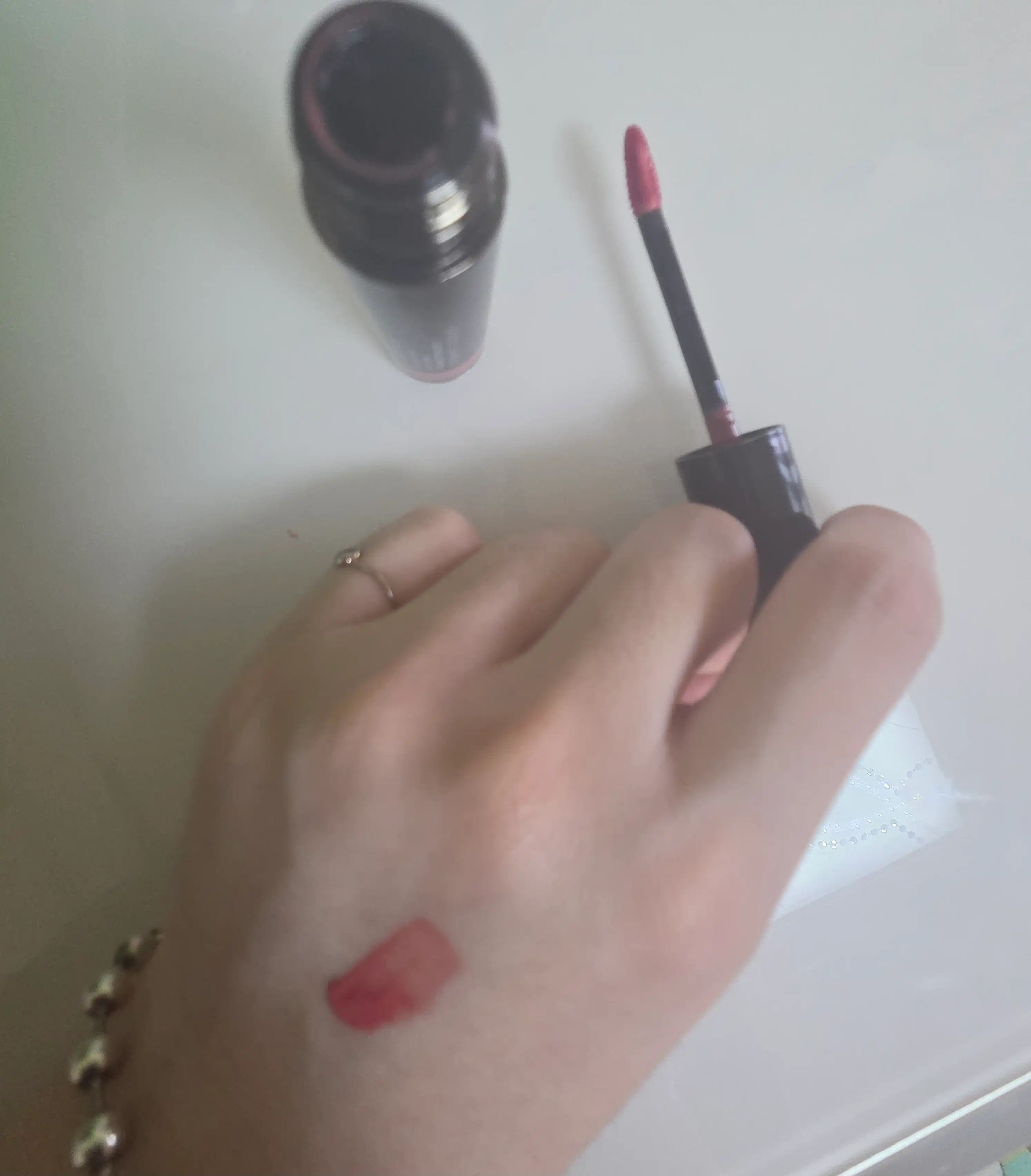 언니의파우치 리뷰 이미지 3 - [틴트 글리트]