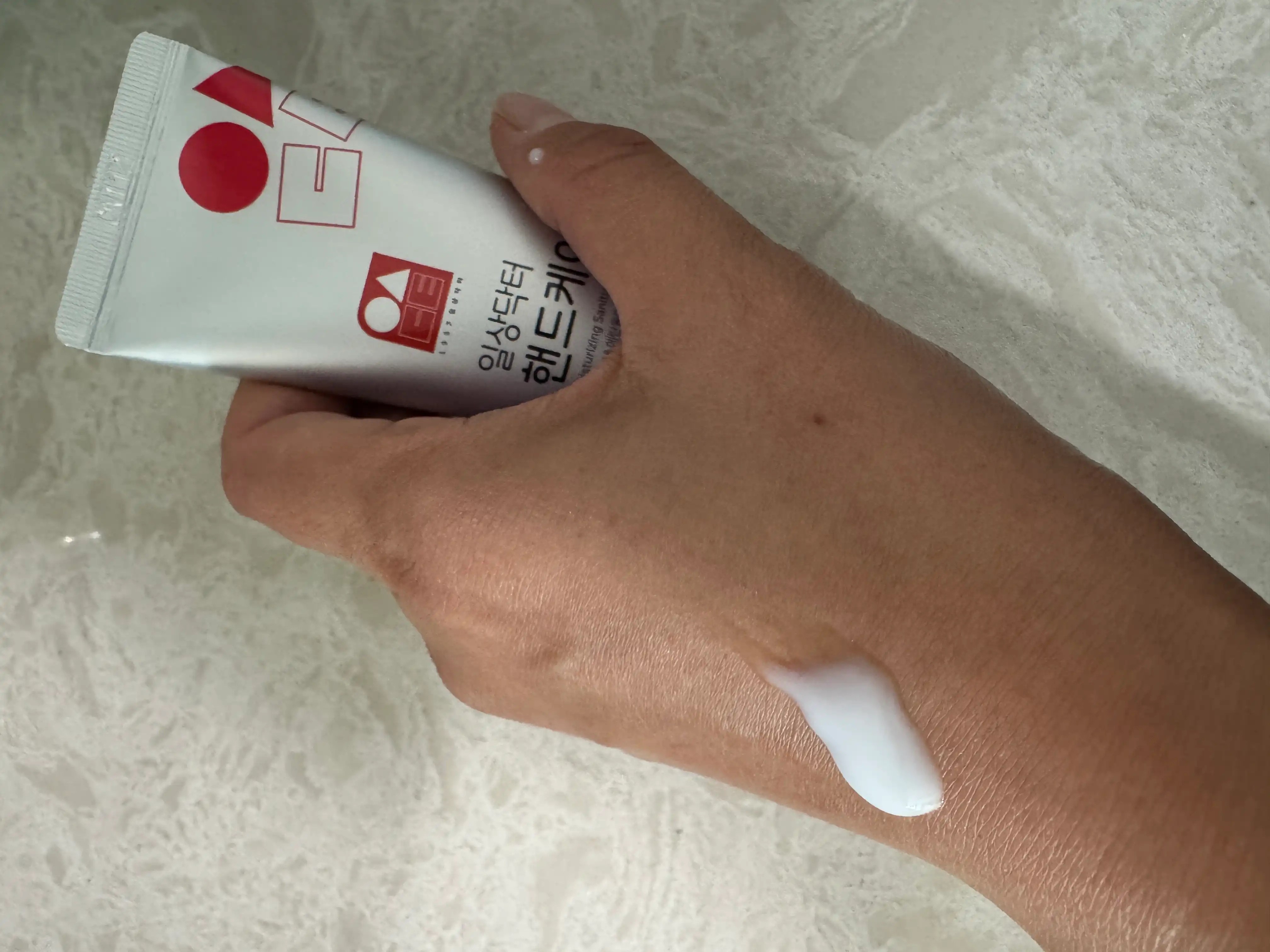 언니의파우치 리뷰 이미지 3 - [핸드케어 [후르츠프로럴]]